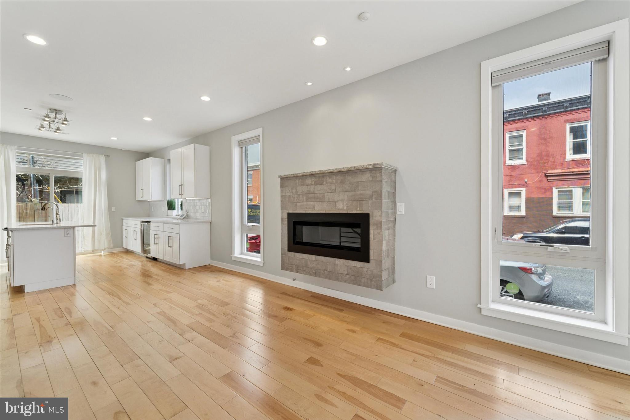 POINT BREEZE - Residential Lease