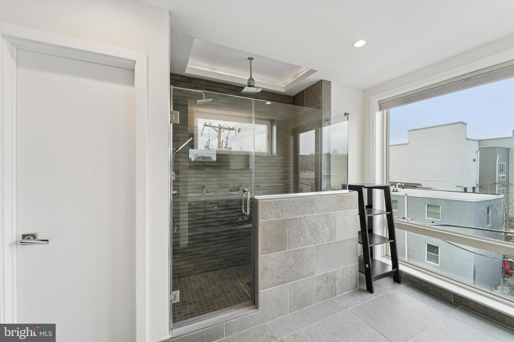 POINT BREEZE - Residential Lease