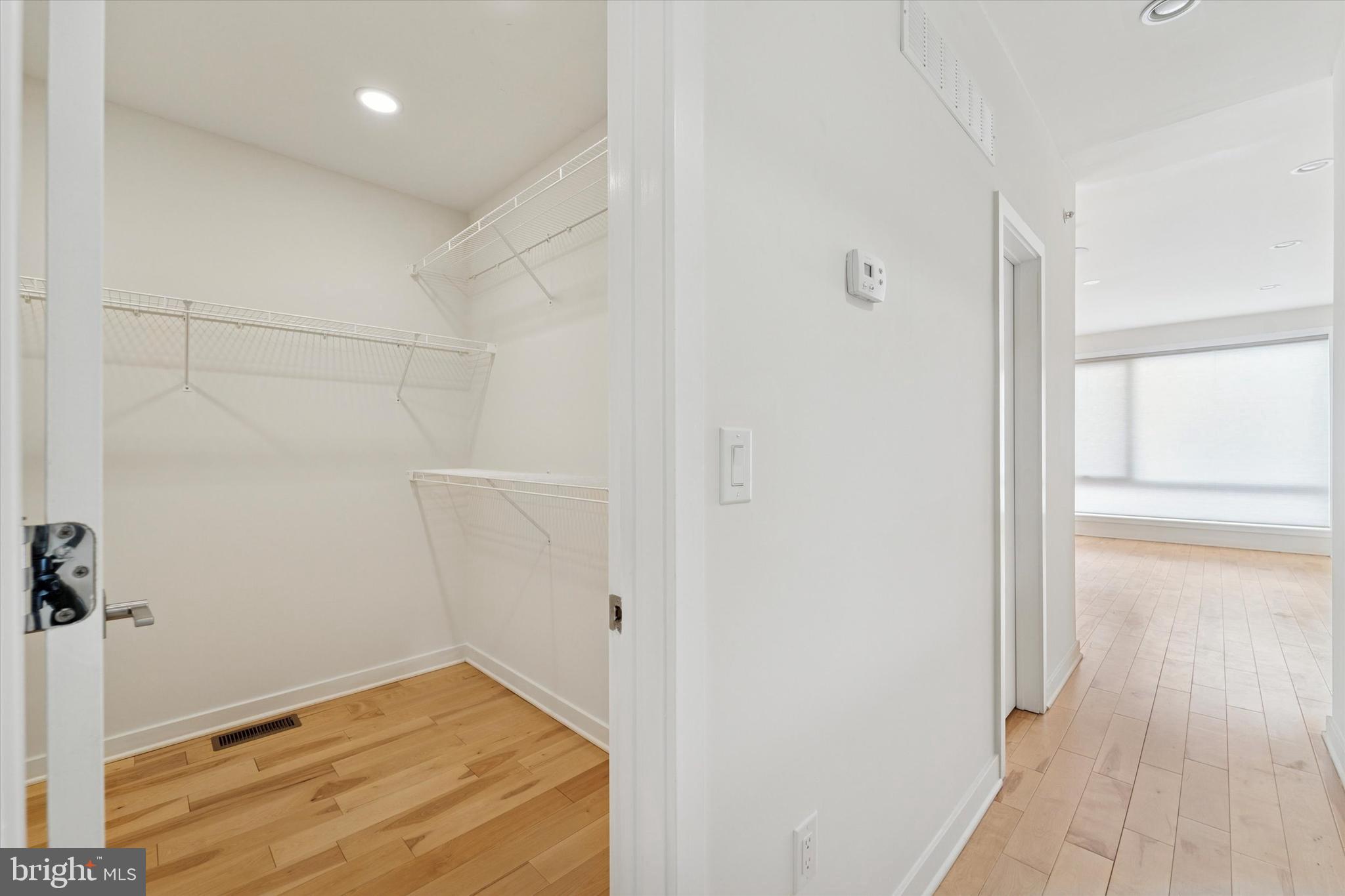 POINT BREEZE - Residential Lease