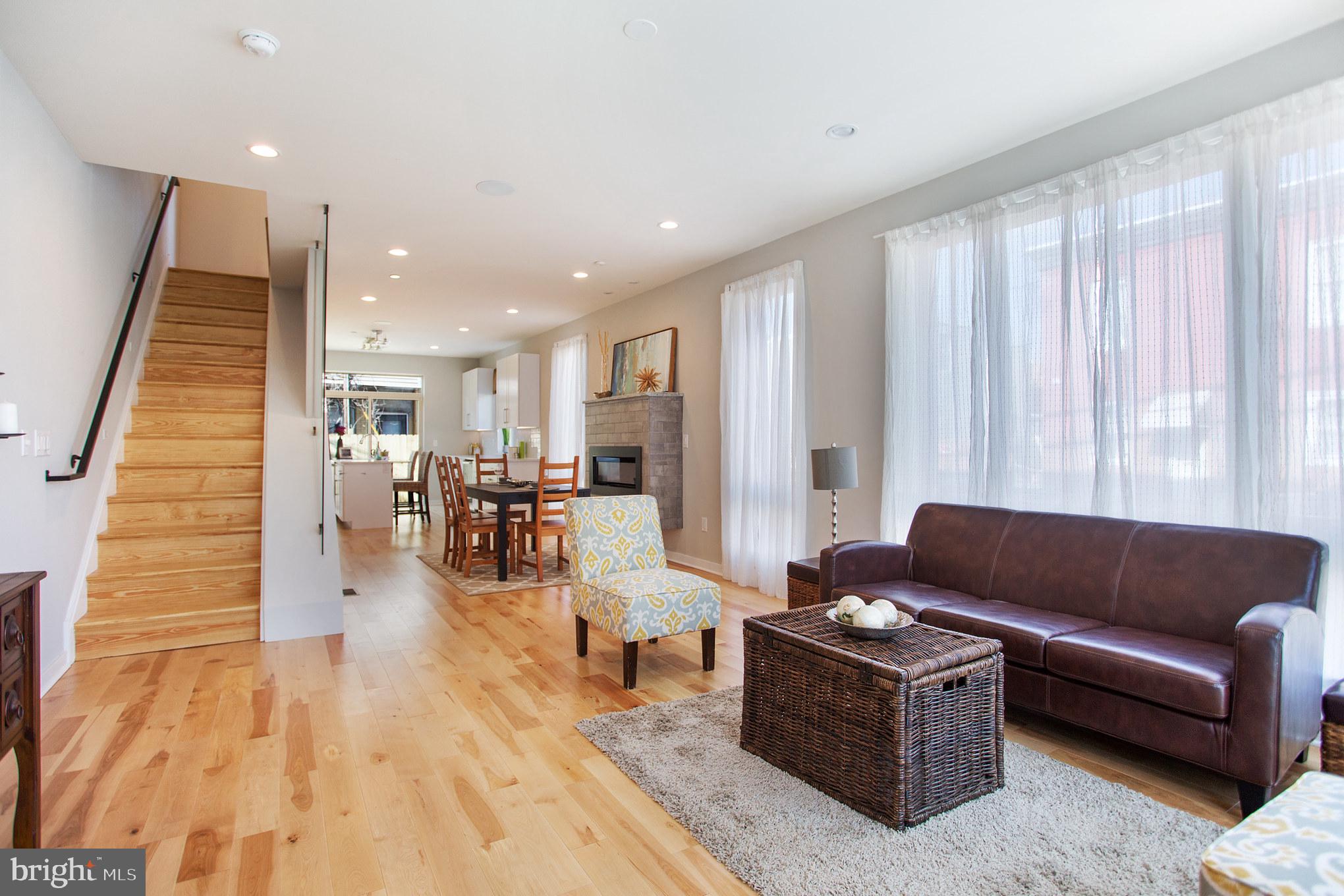 POINT BREEZE - Residential Lease