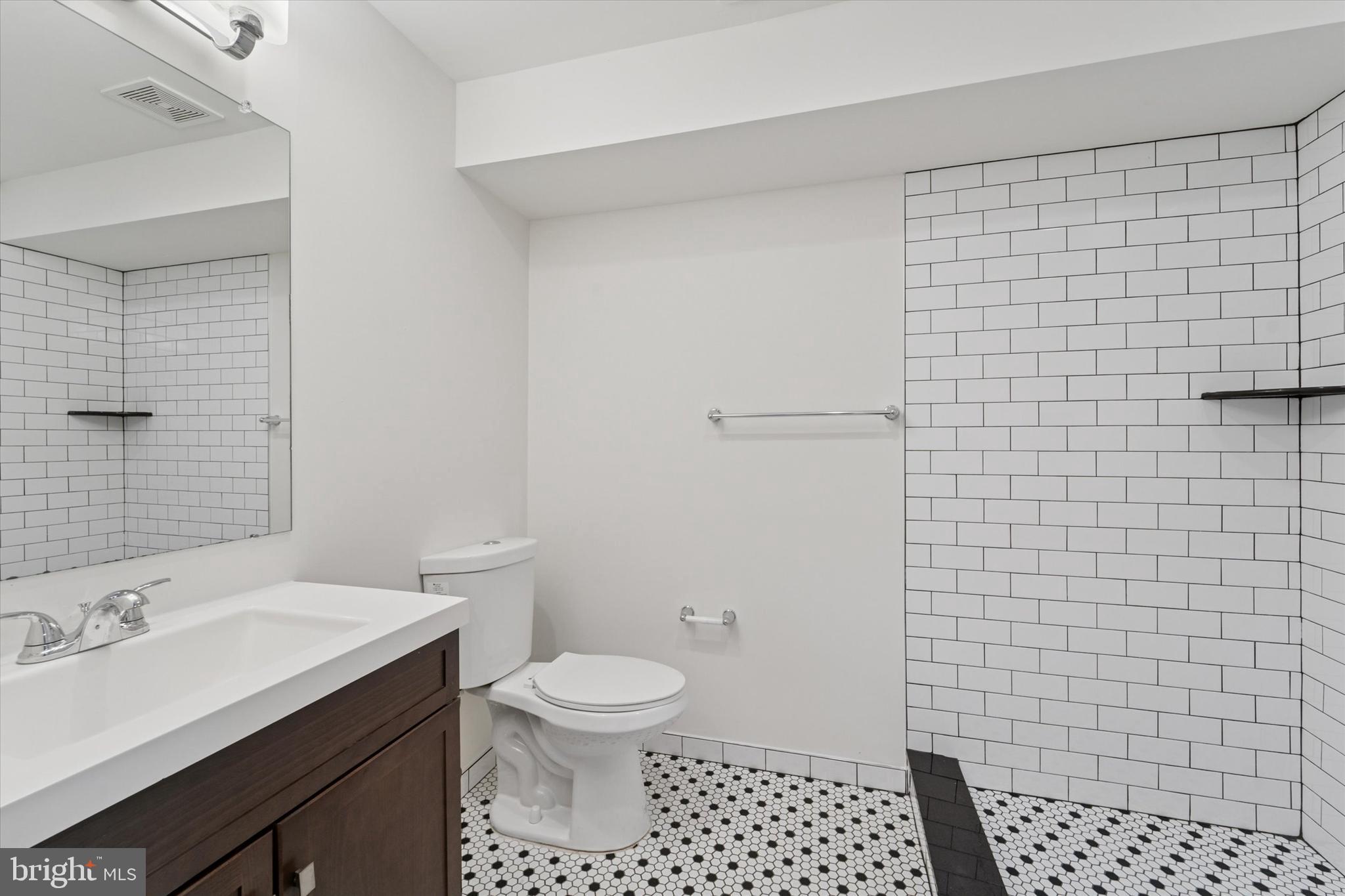 POINT BREEZE - Residential Lease