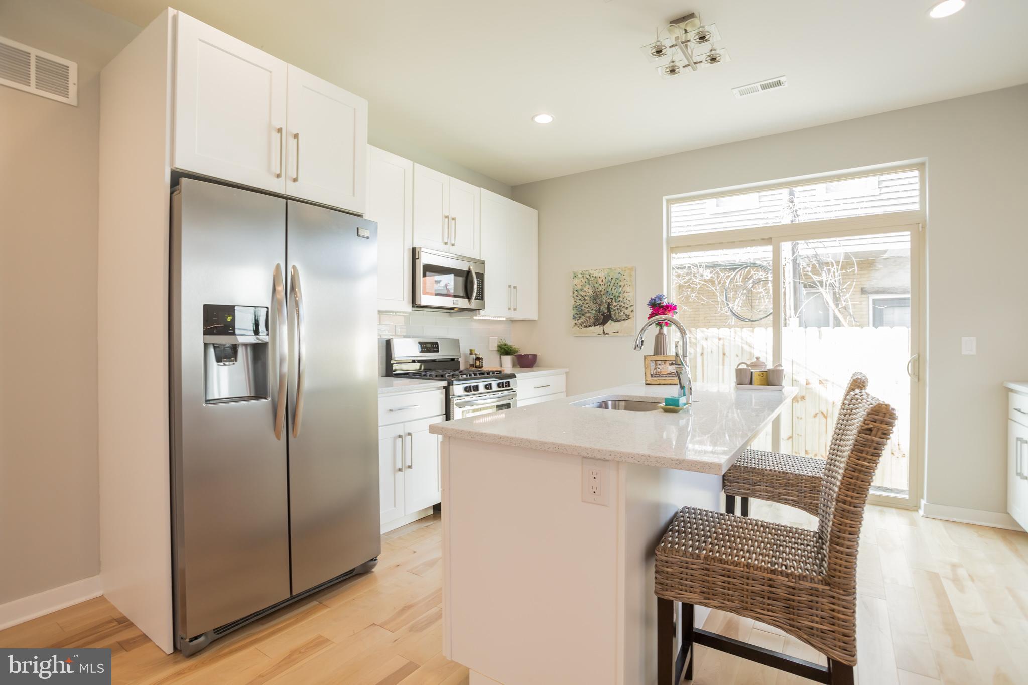 POINT BREEZE - Residential Lease