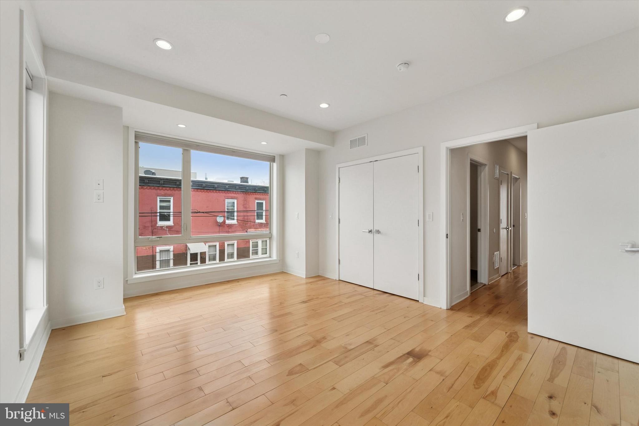 POINT BREEZE - Residential Lease
