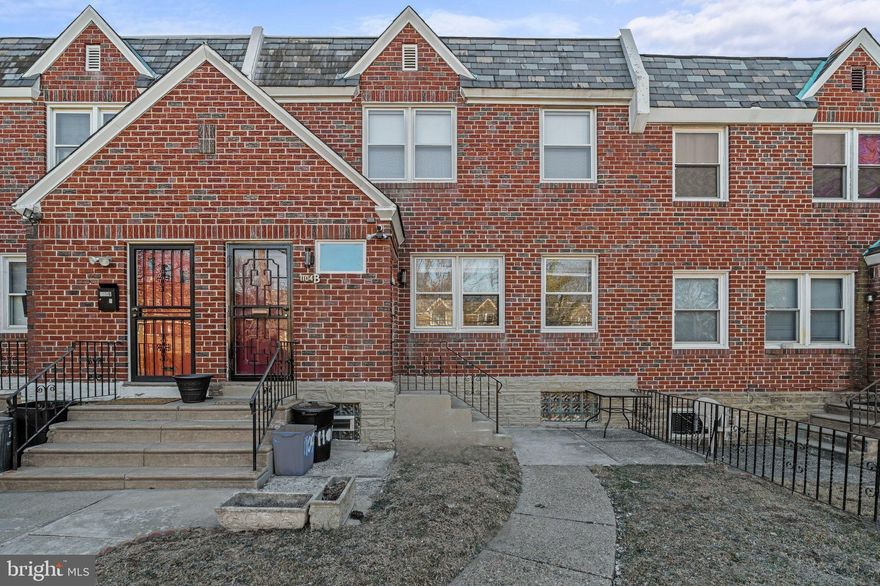 Video recorded tour is available and can be sent by text or email upon request. 

This newly renovated 1st floor unit in Mt Airy is conveniently located near shopping centers, a wide variety of restaurants, and public transportation. It features a private entrance, 2 generous sized bedrooms, a bathroom, an open layout with living room and kitchen. Unit also features all stainless steel kitchen appliances; and in-unit washer & dryer. Water is free (paid by landlord), tenant pays electric and gas only.

Cat is acceptable with owner's approval and will require additional pet deposit and pet rent.