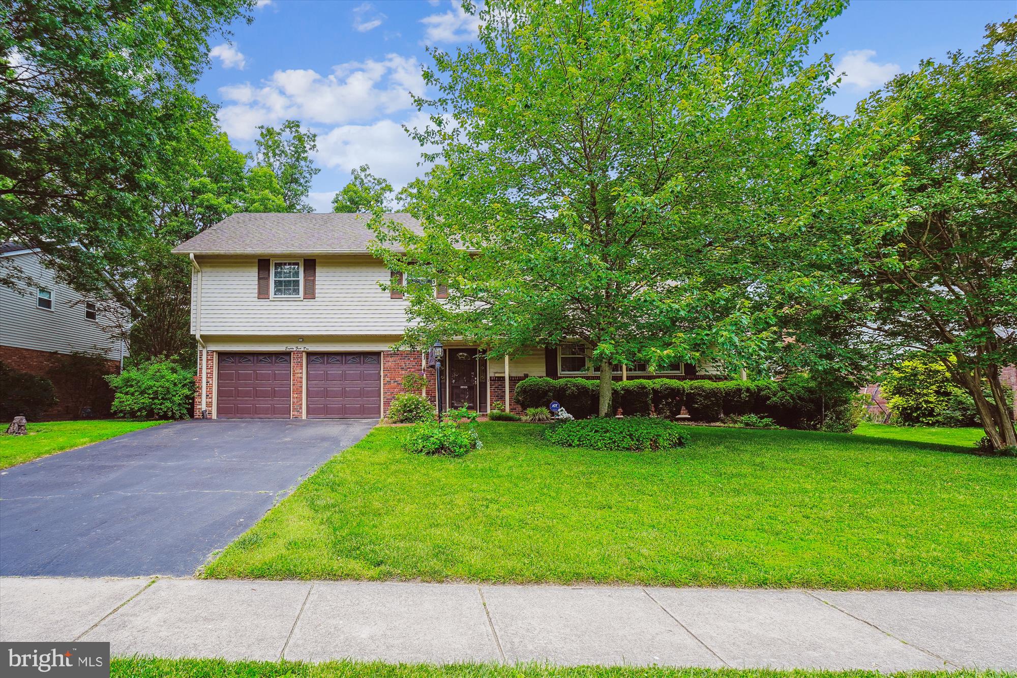 8510 OAKFORD DRIVE