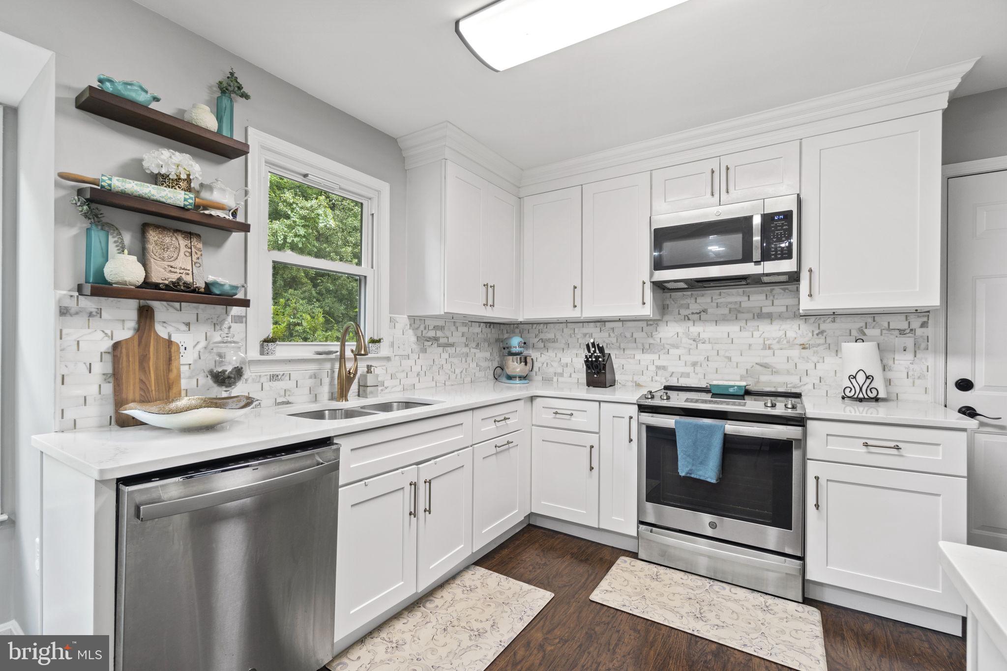 OLD STAGE KNOLLS PLAT TH - Residential