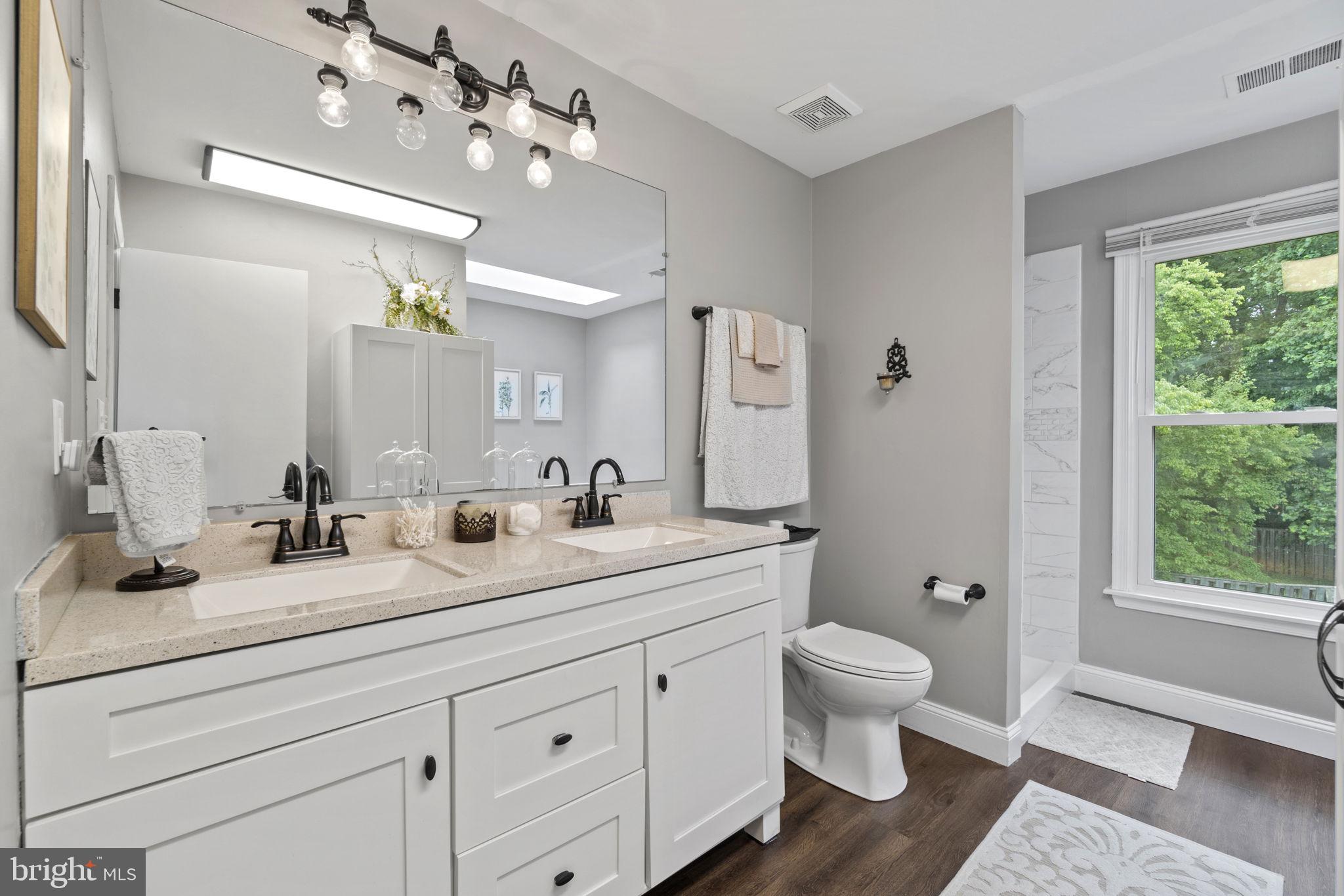 OLD STAGE KNOLLS PLAT TH - Residential