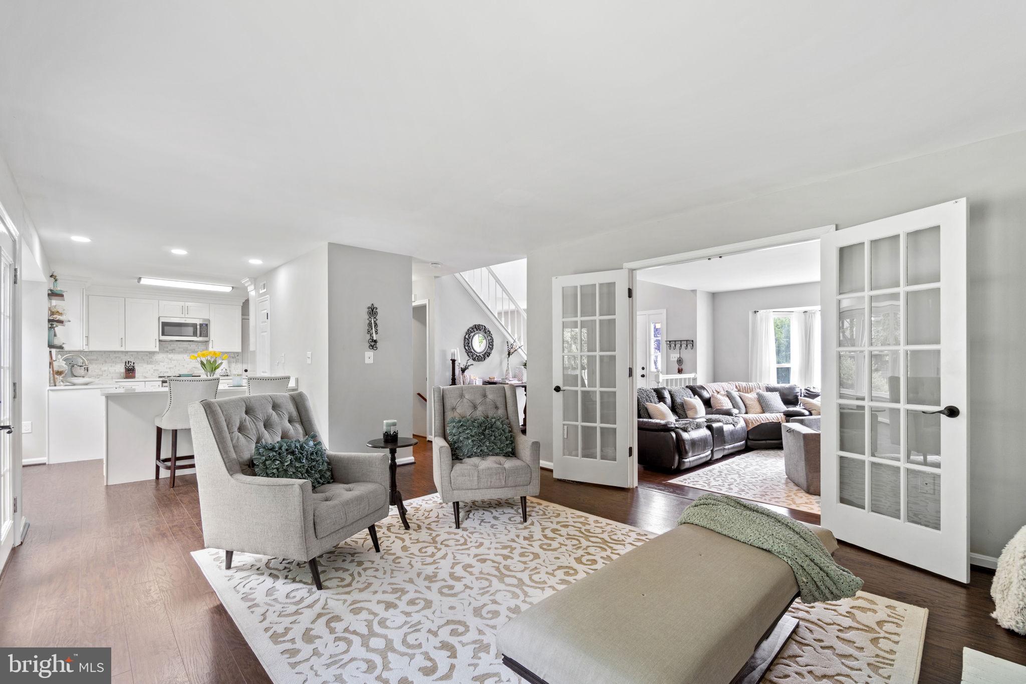 OLD STAGE KNOLLS PLAT TH - Residential