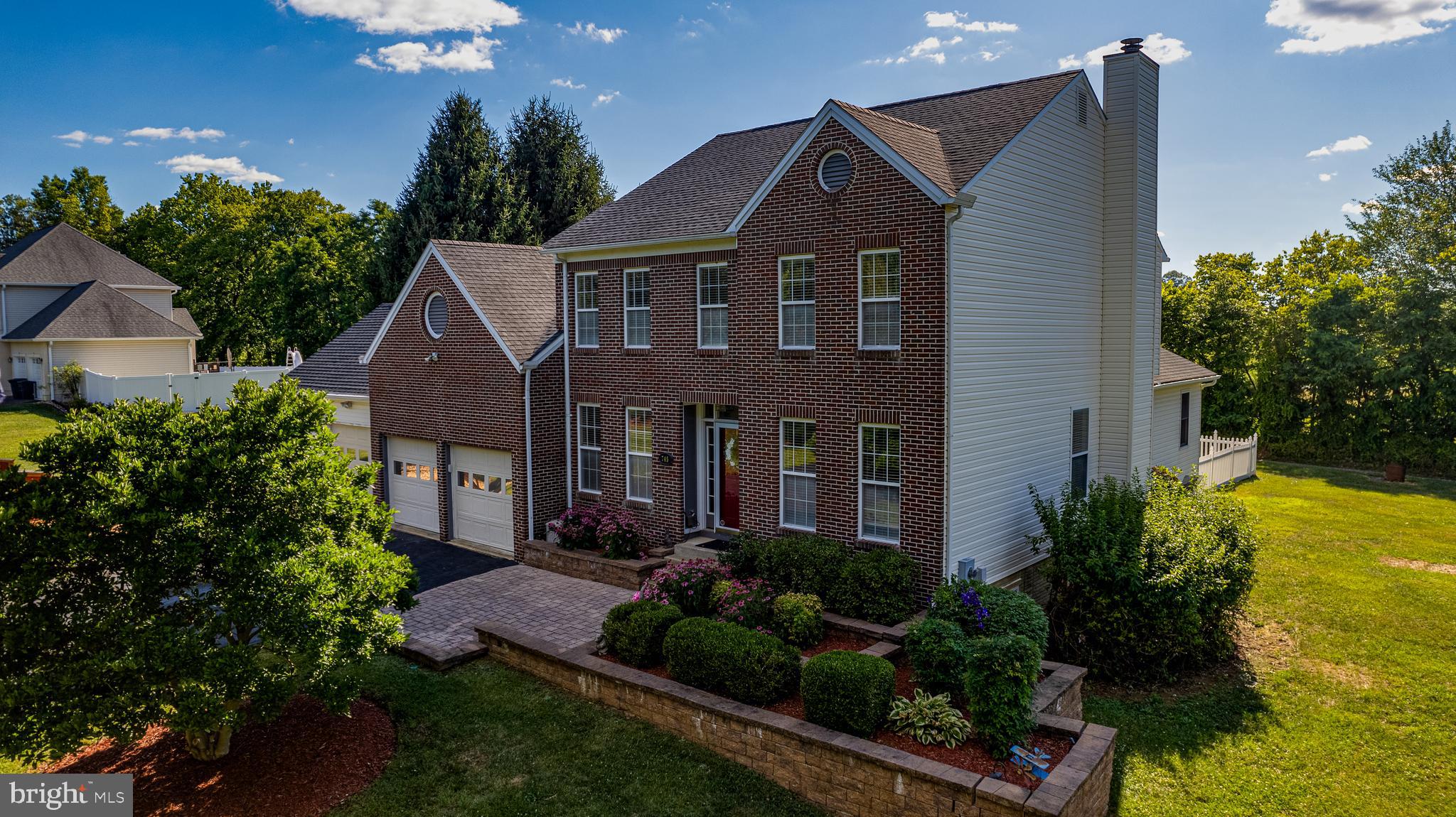 STONE BROOK - Residential