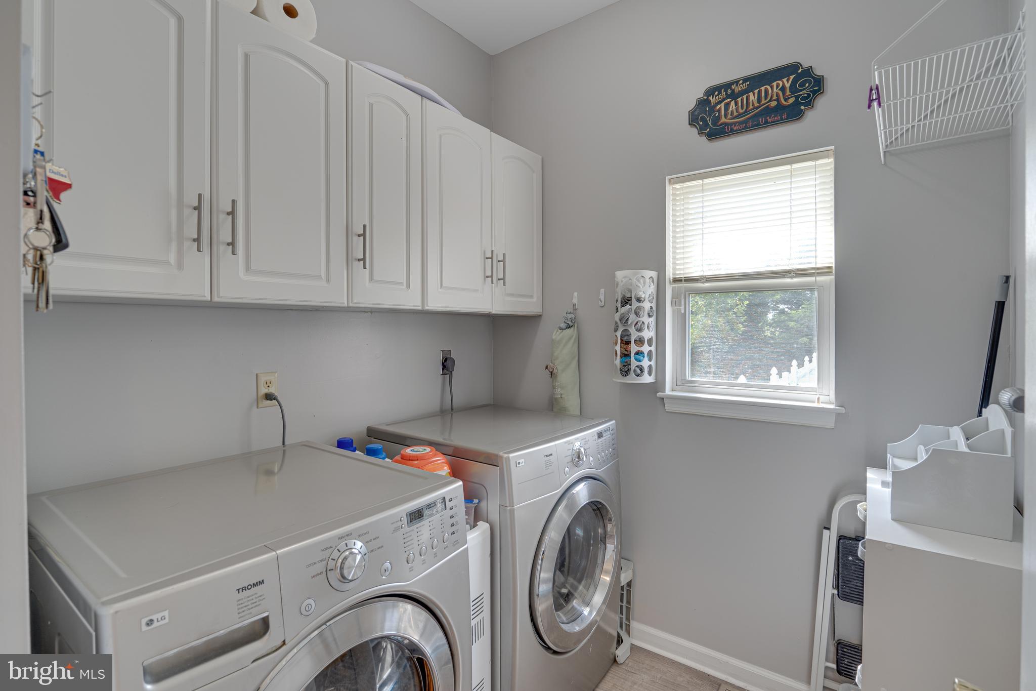 STONE BROOK - Residential