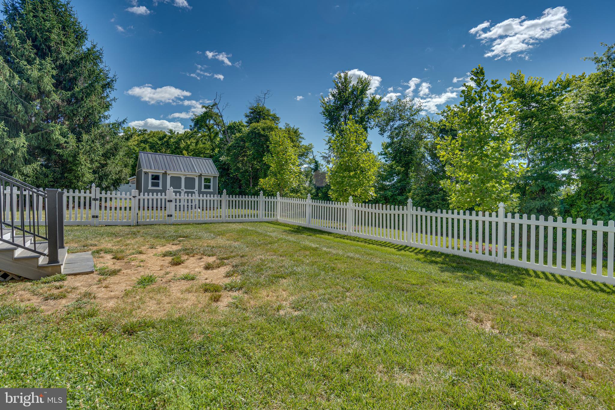 STONE BROOK - Residential