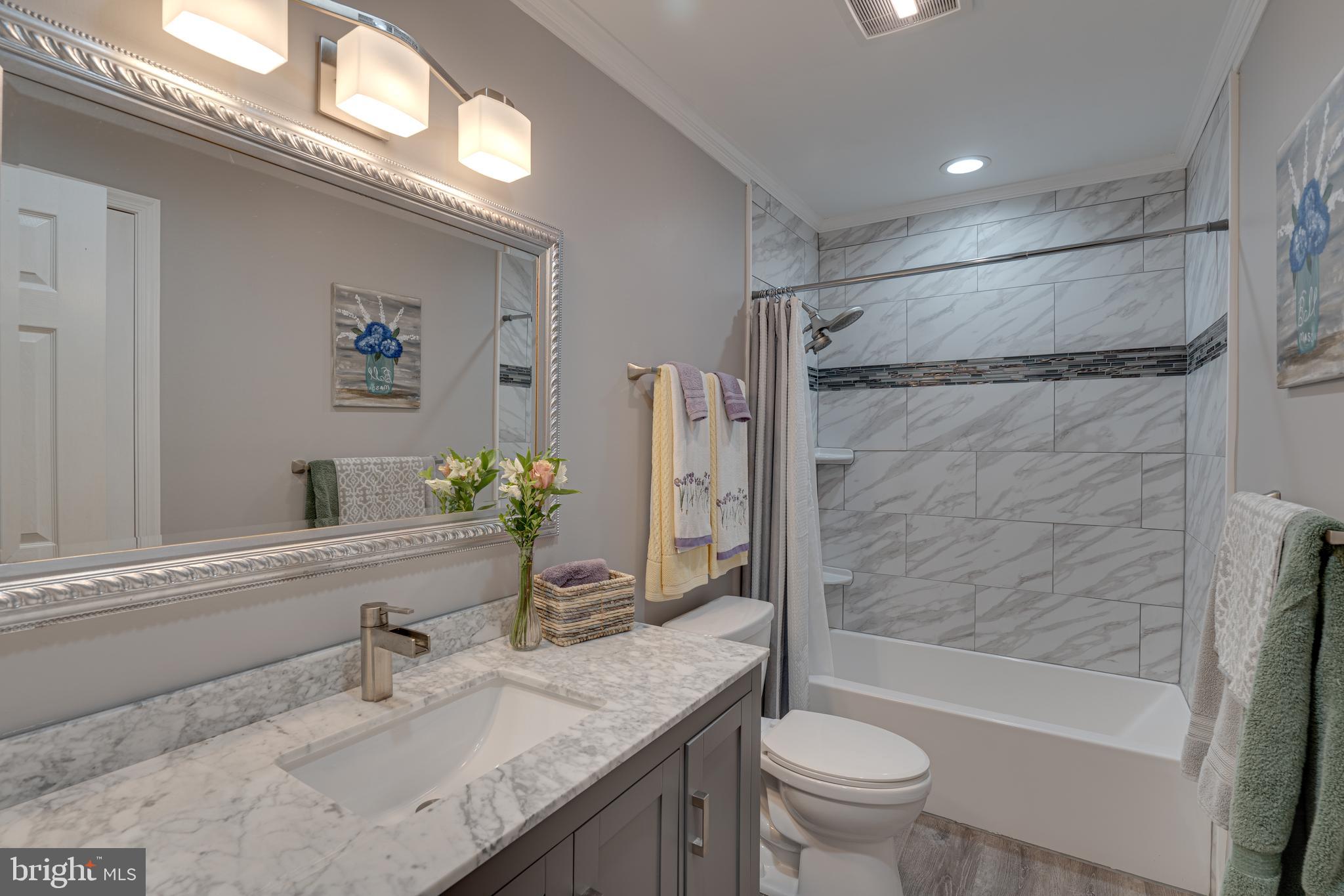 STONE BROOK - Residential