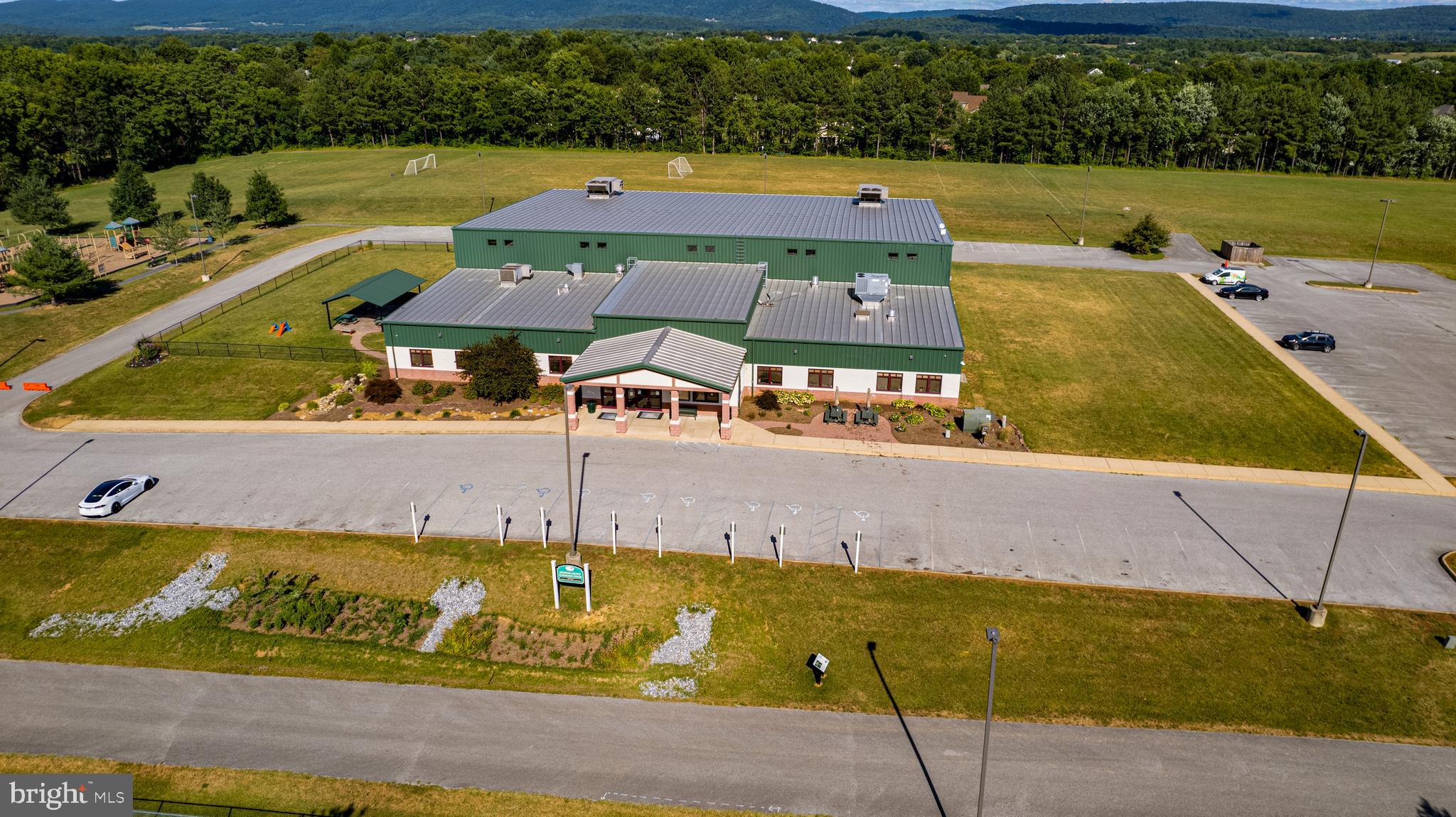 STONE BROOK - Residential