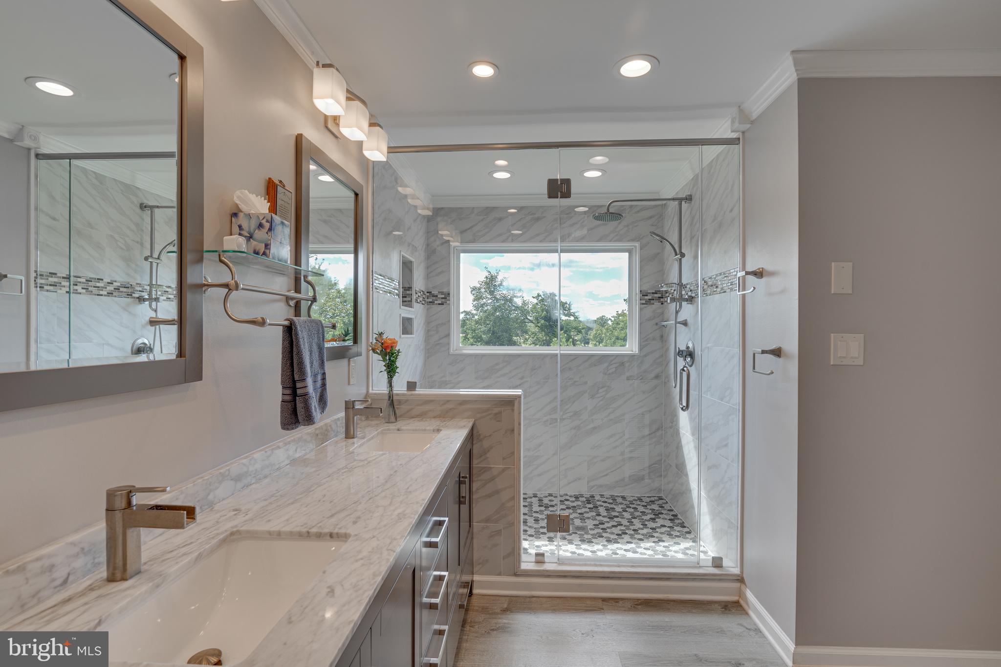 STONE BROOK - Residential