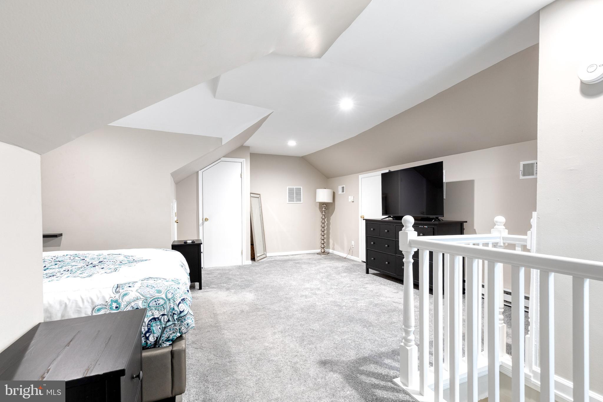 ROBERN PARK - Residential