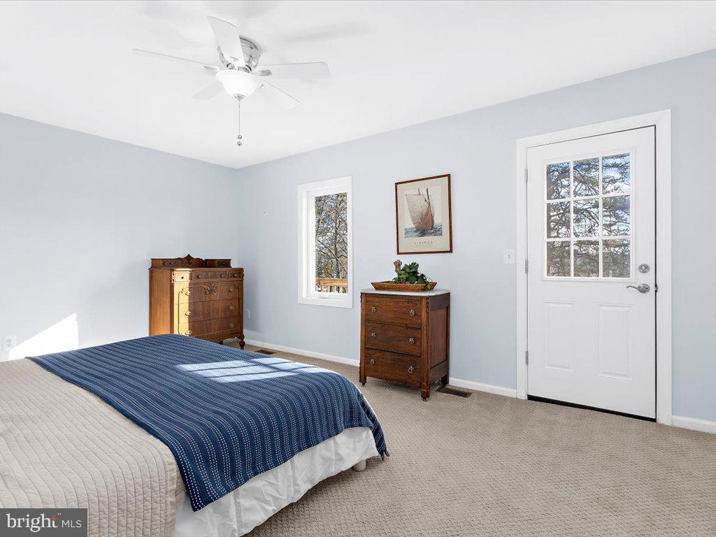 CREEKSIDE - Residential