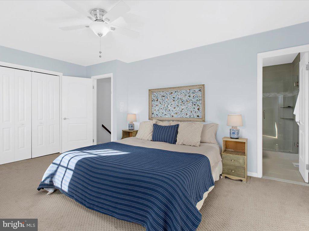 CREEKSIDE - Residential