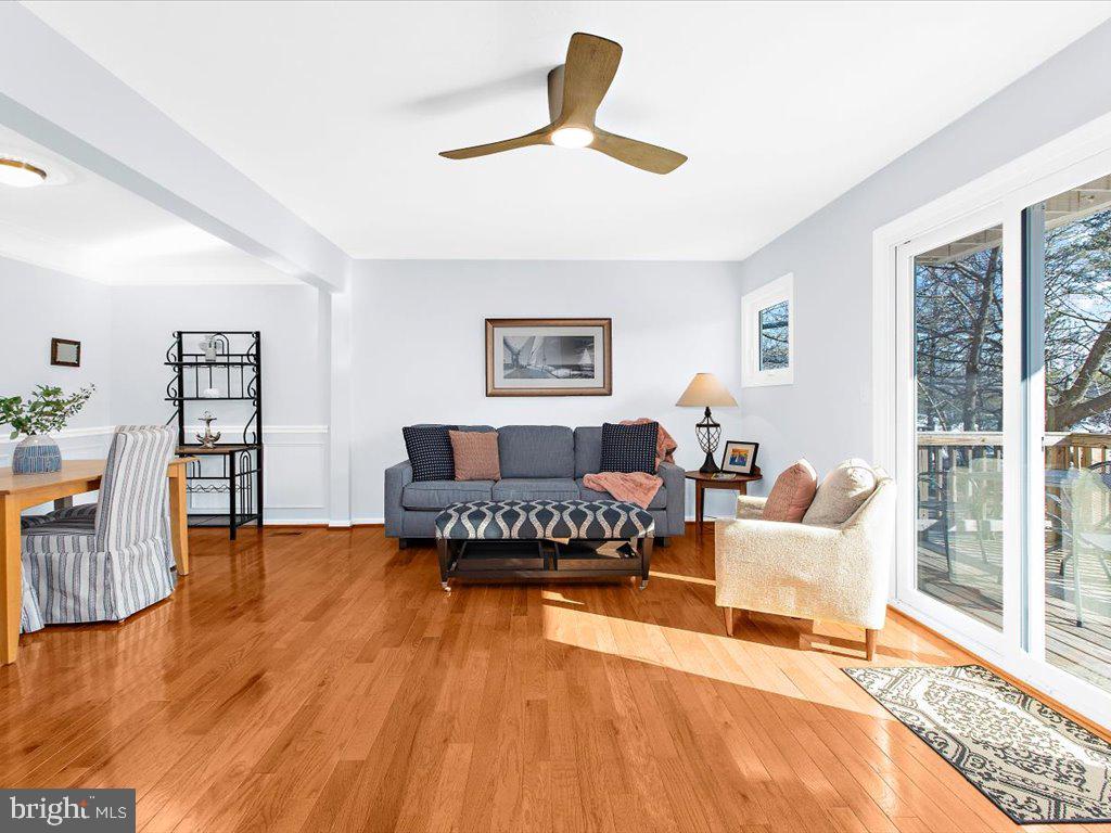 CREEKSIDE - Residential