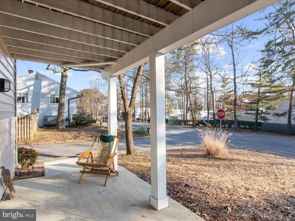 CREEKSIDE - Residential