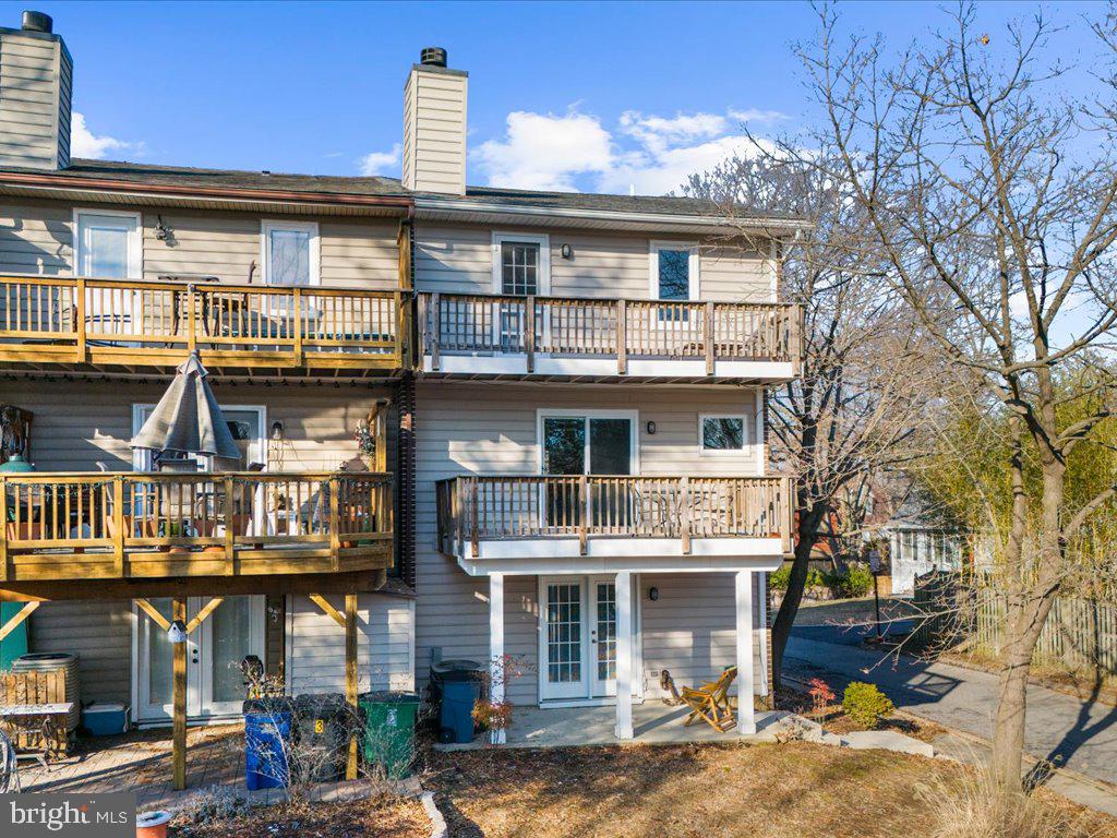 CREEKSIDE - Residential