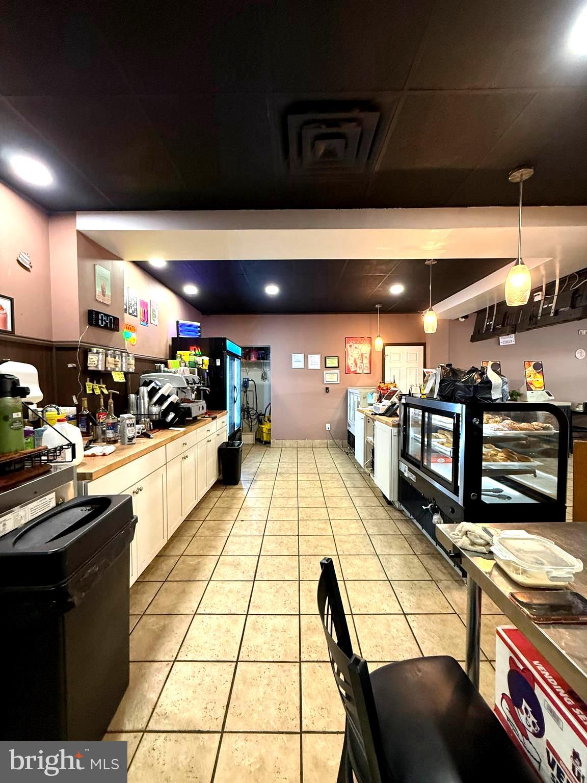 MANAYUNK - Commercial Sale