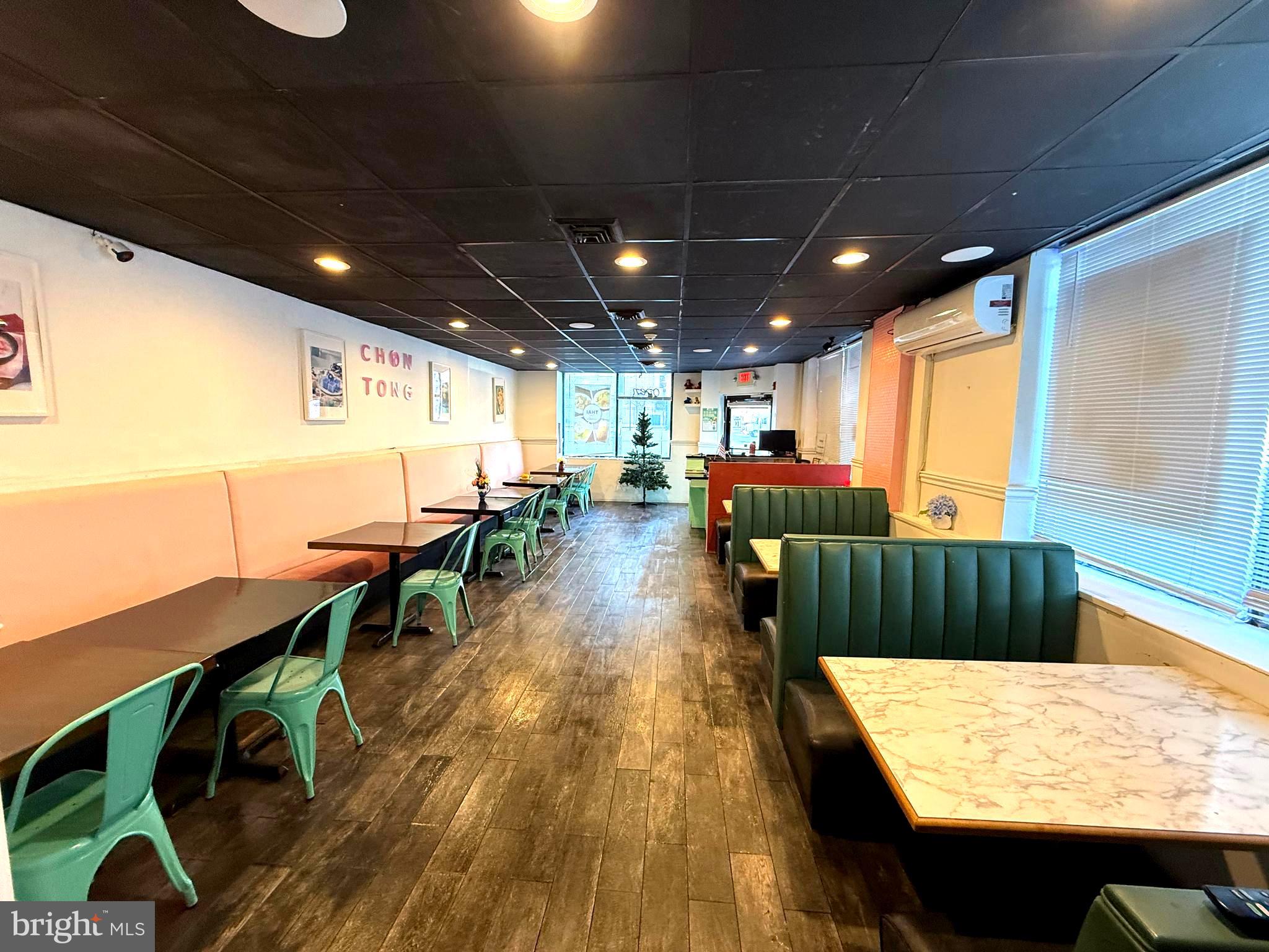 MANAYUNK - Commercial Sale