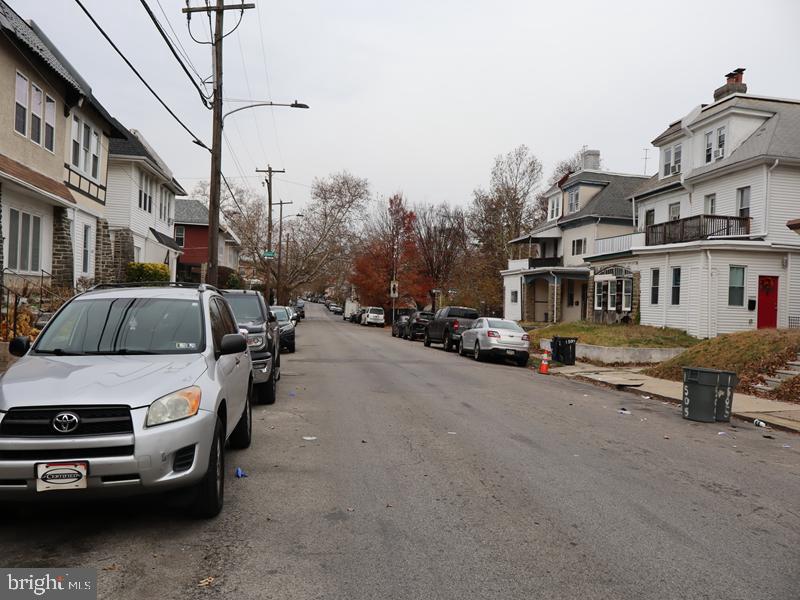WEST OAK LANE - Residential
