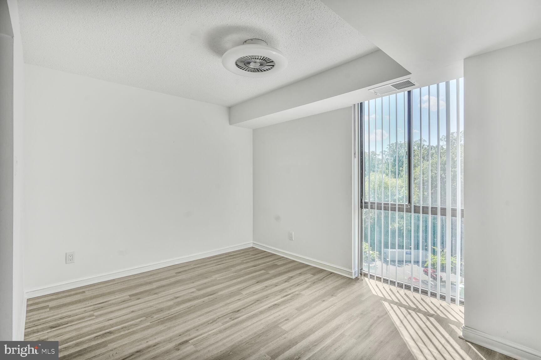 2300 PIMMIT DRIVE 817