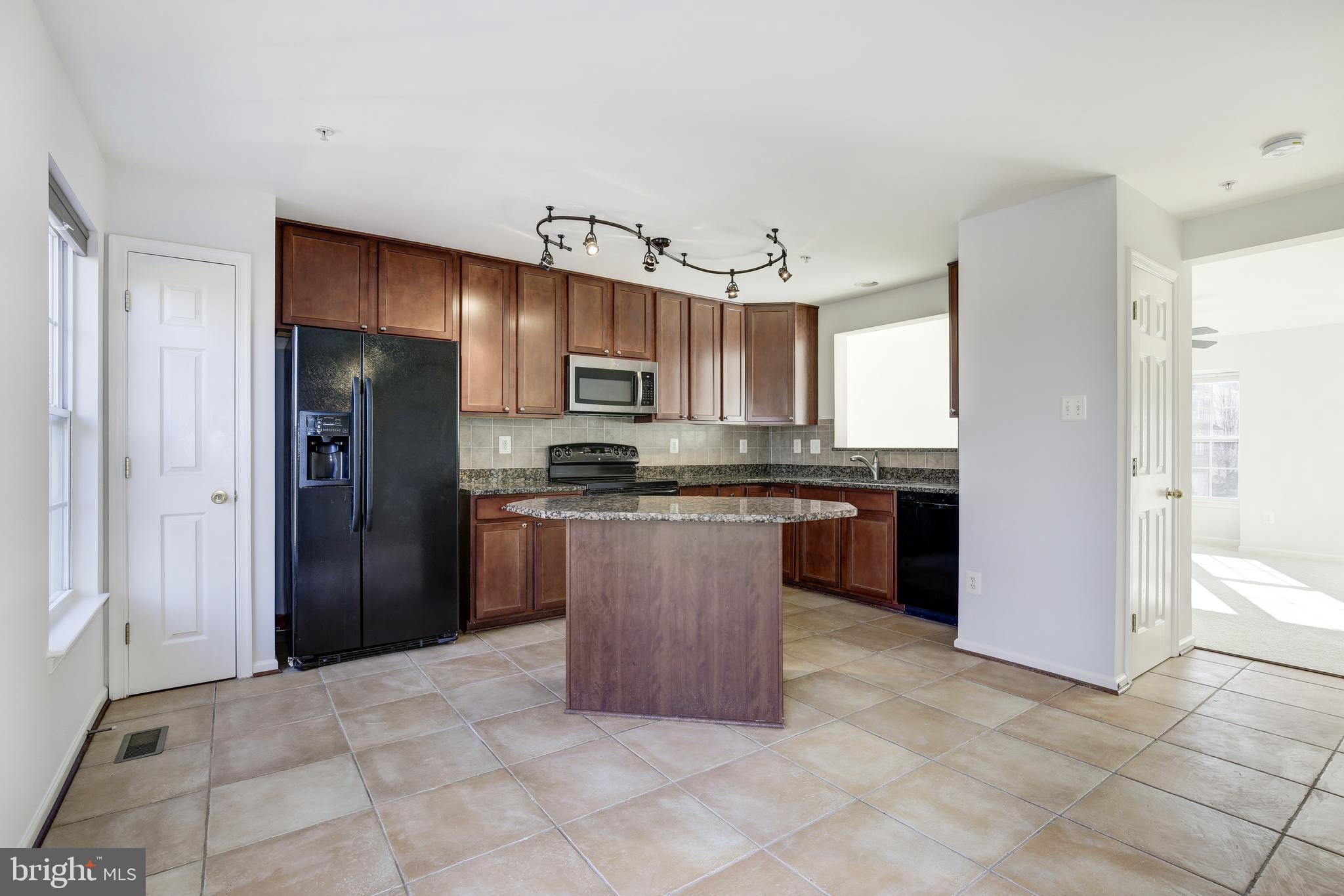 THE OAKS AT WATERS EDGE - Residential