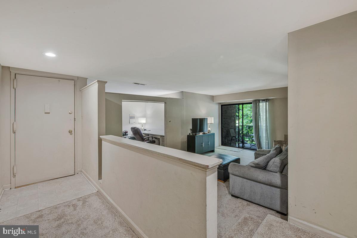 15 SILVERWOOD CIRCLE 6