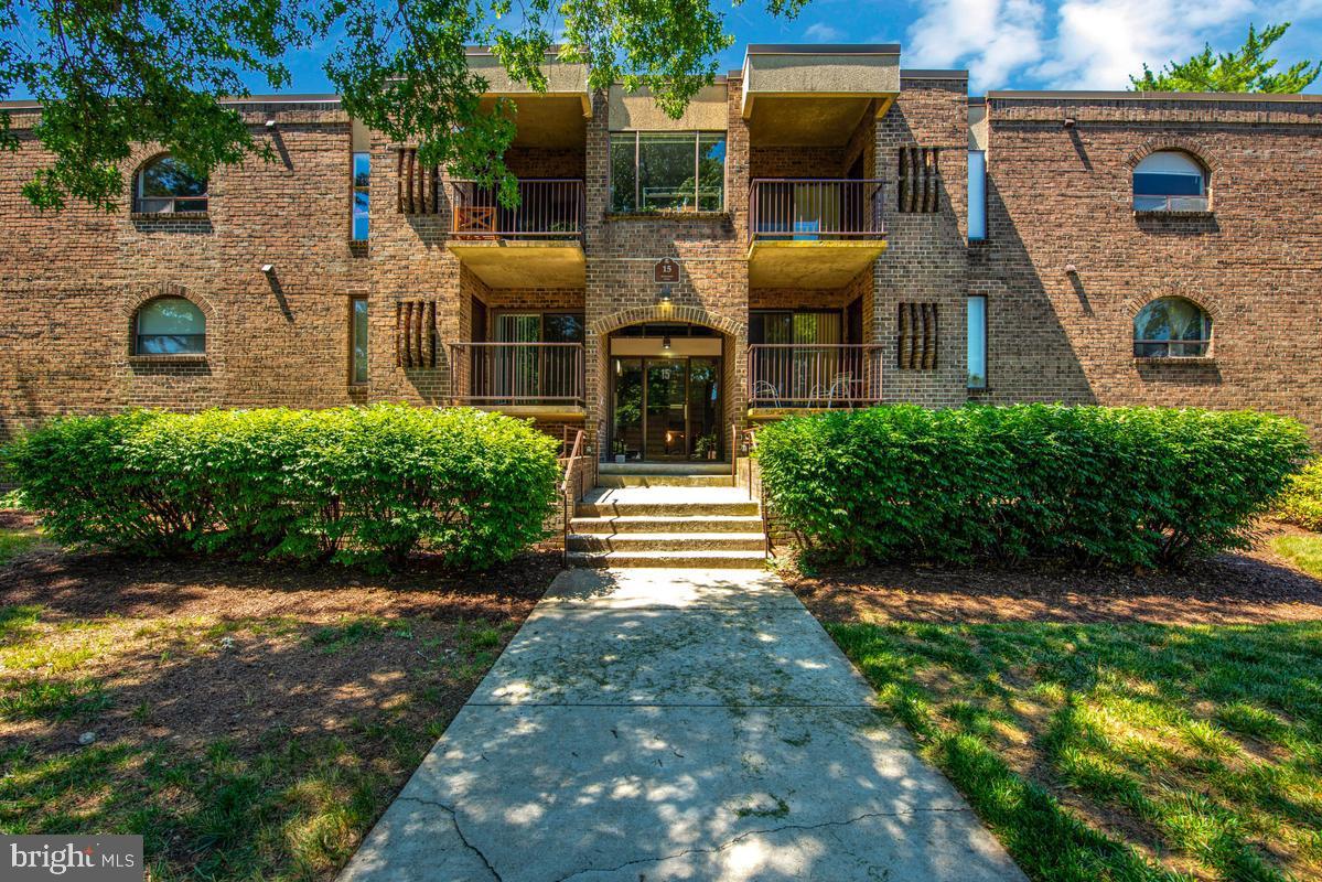 15 SILVERWOOD CIRCLE 6