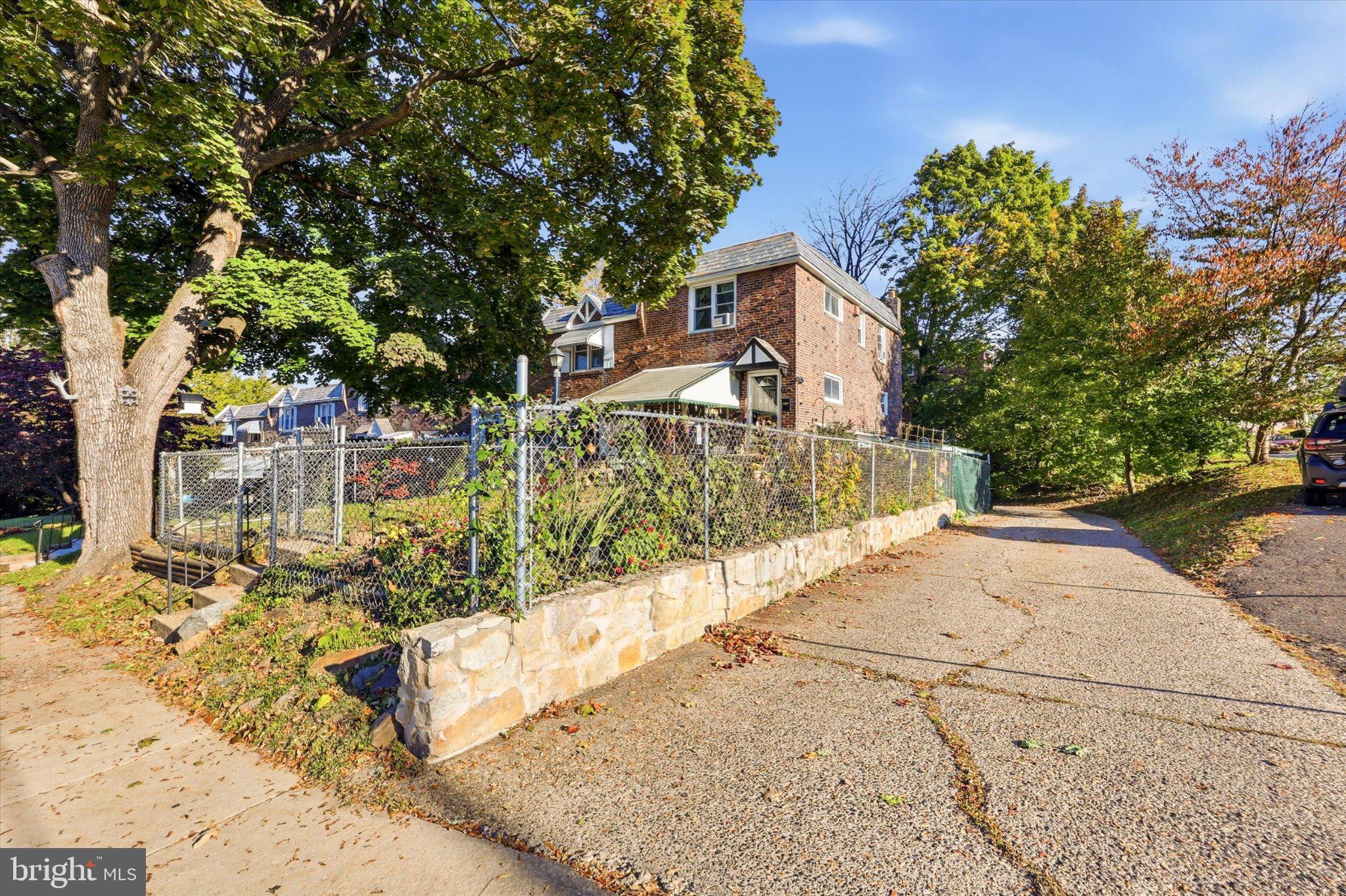 331 WESTPARK LANE