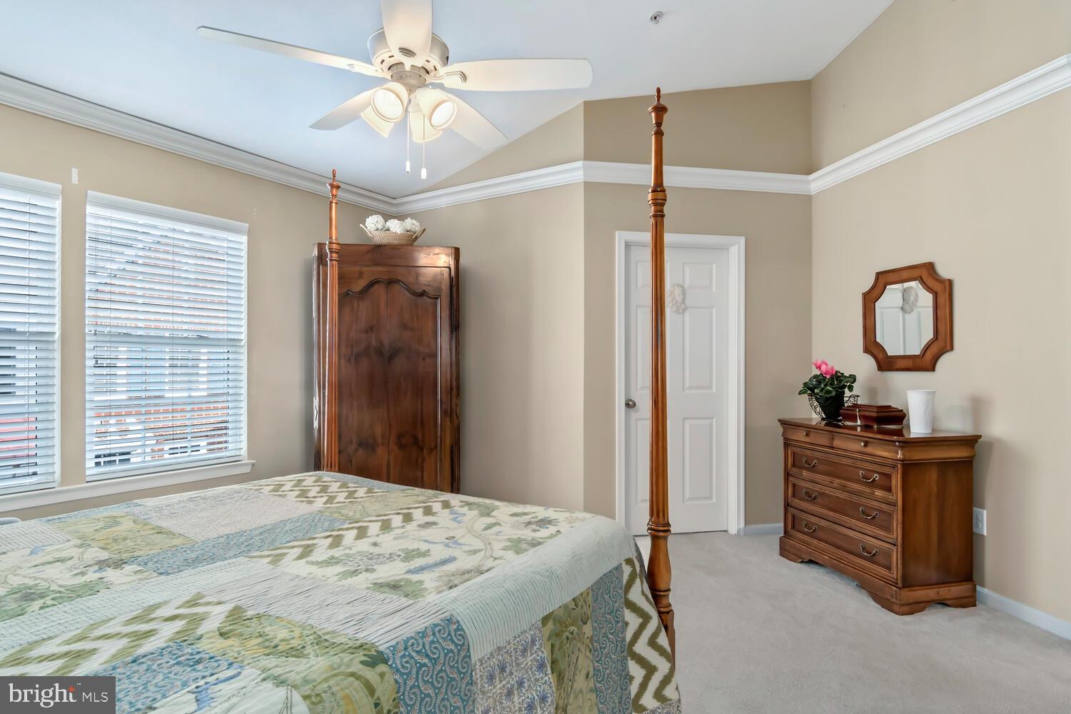 EASTON - Residential