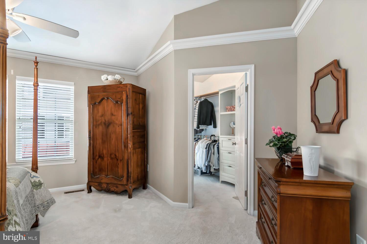 EASTON - Residential