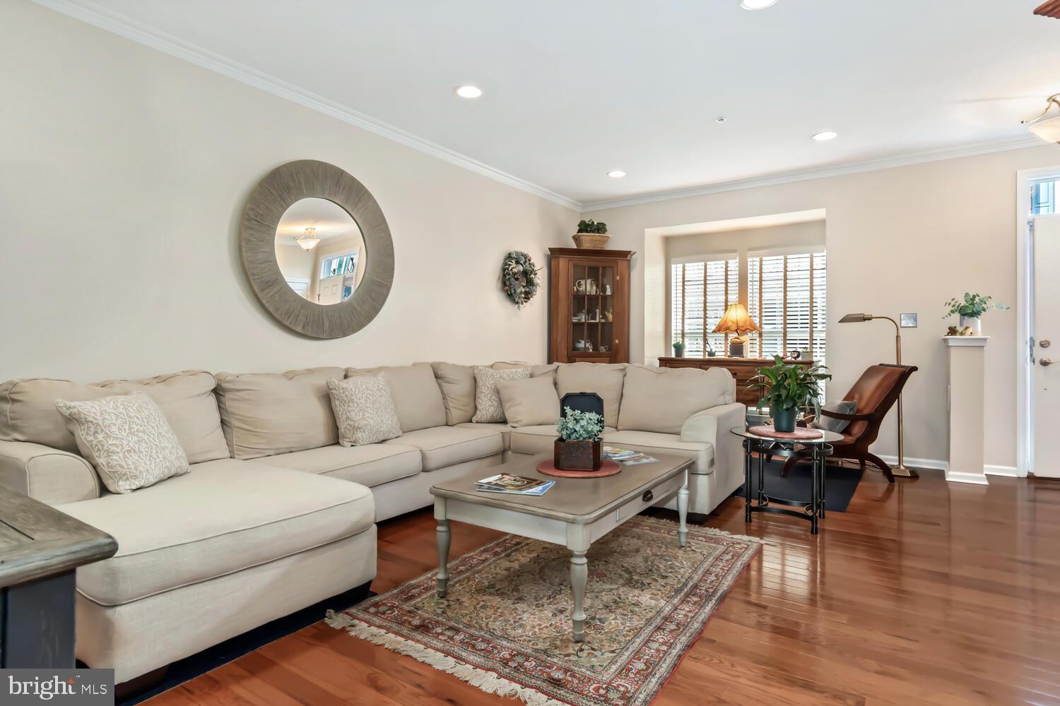 EASTON - Residential