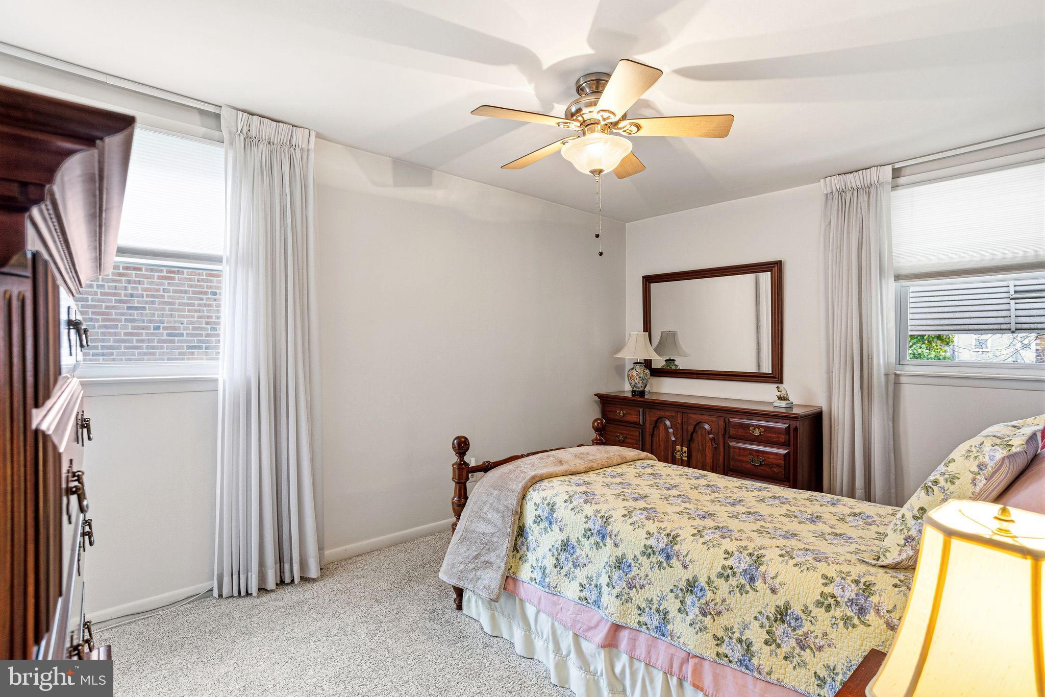 FOX CHASE - Residential