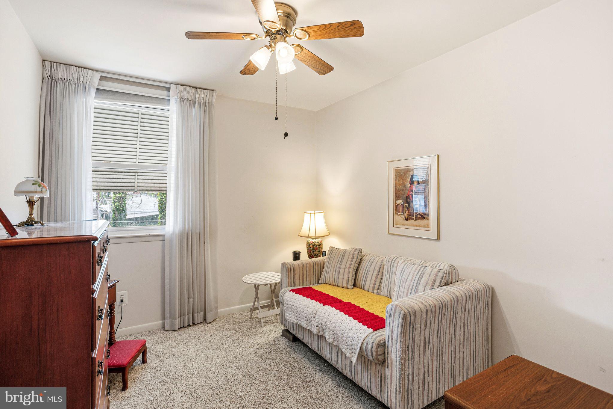 FOX CHASE - Residential