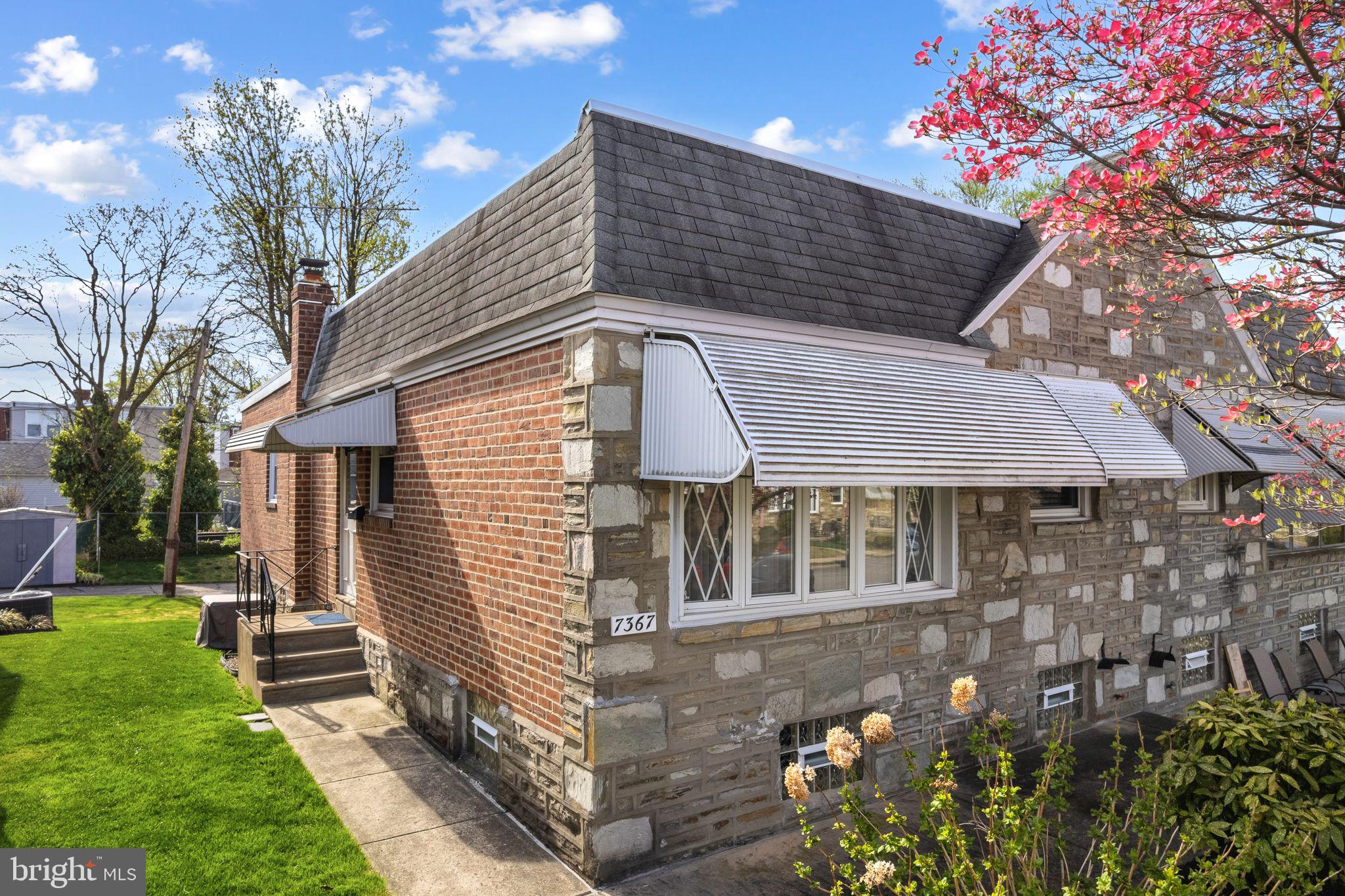 FOX CHASE - Residential