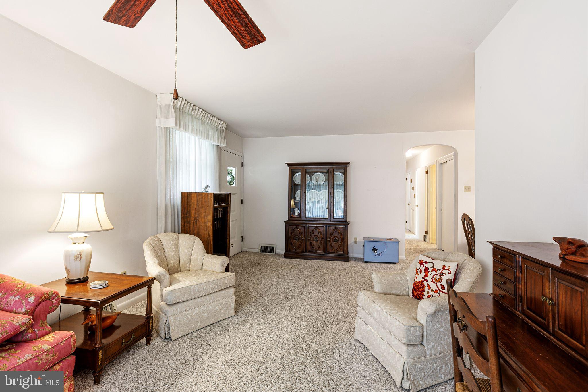 FOX CHASE - Residential