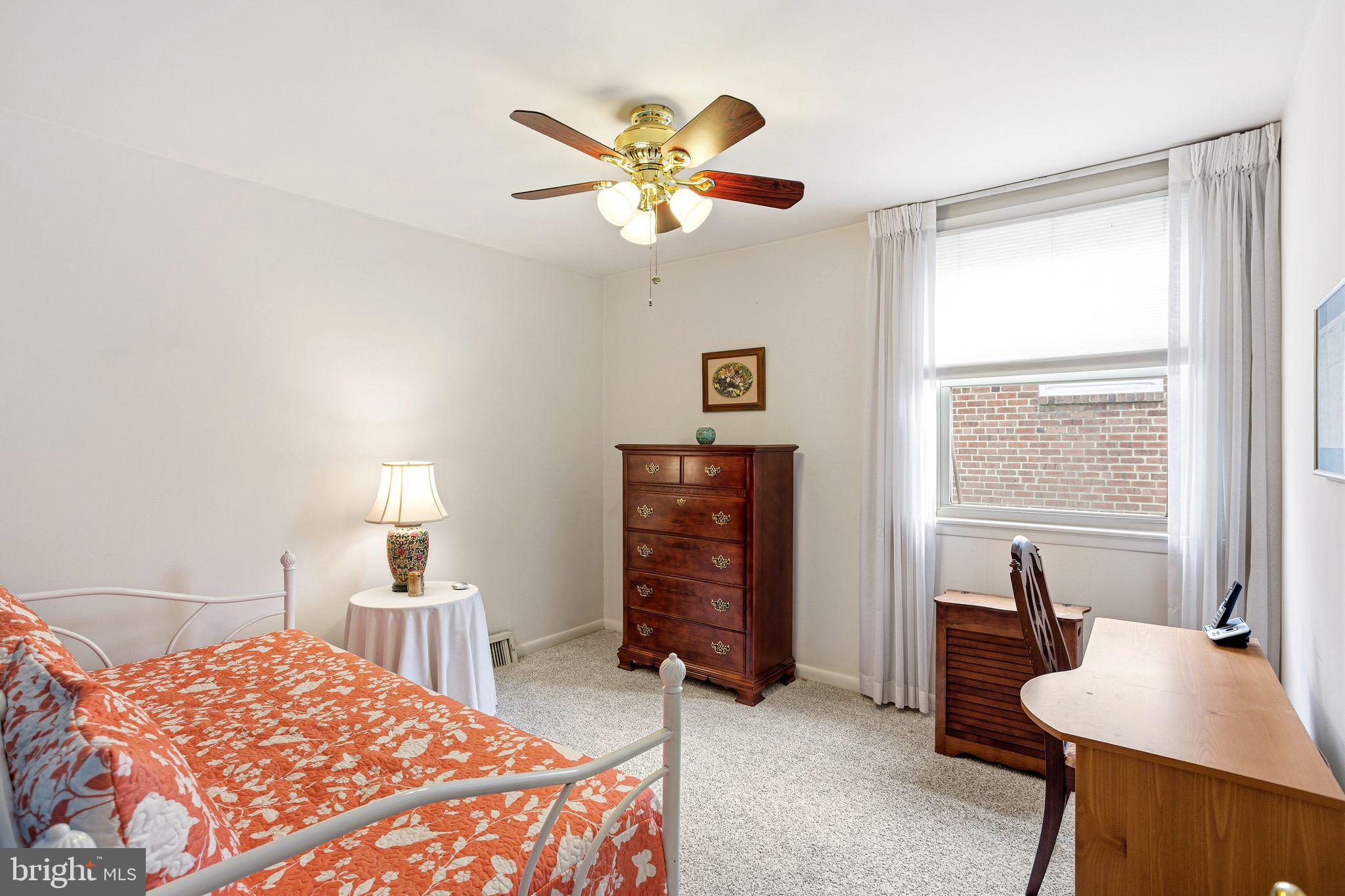 FOX CHASE - Residential