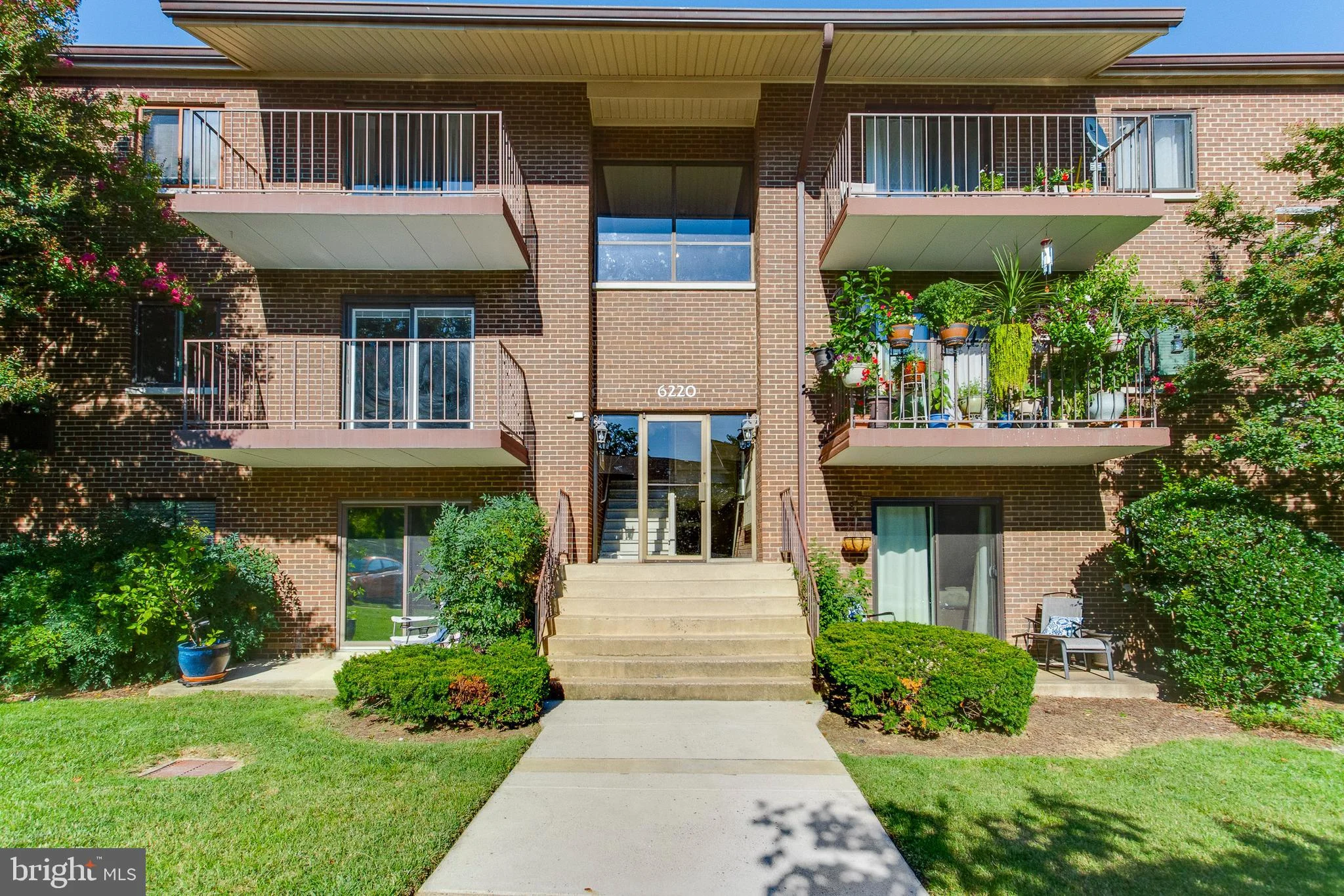 6220 Edsall Road Unit 301, Alexandria, VA 22312
