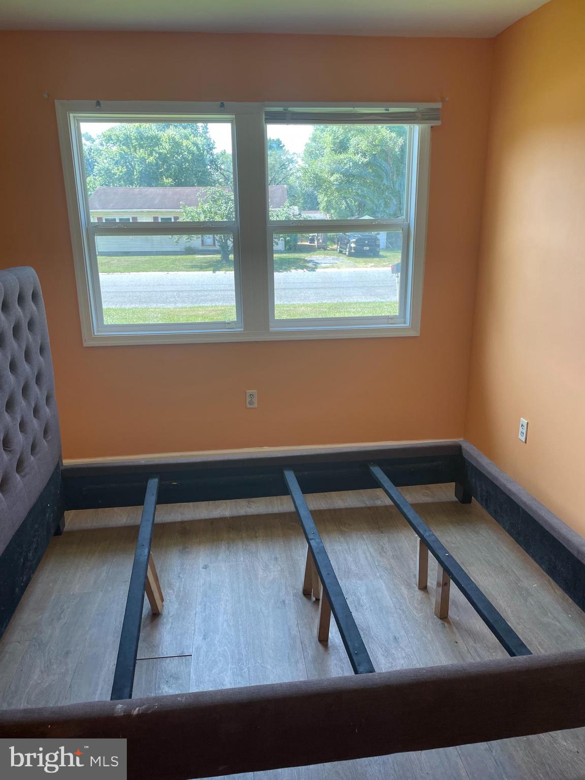 MANOKIN GLEN - Residential