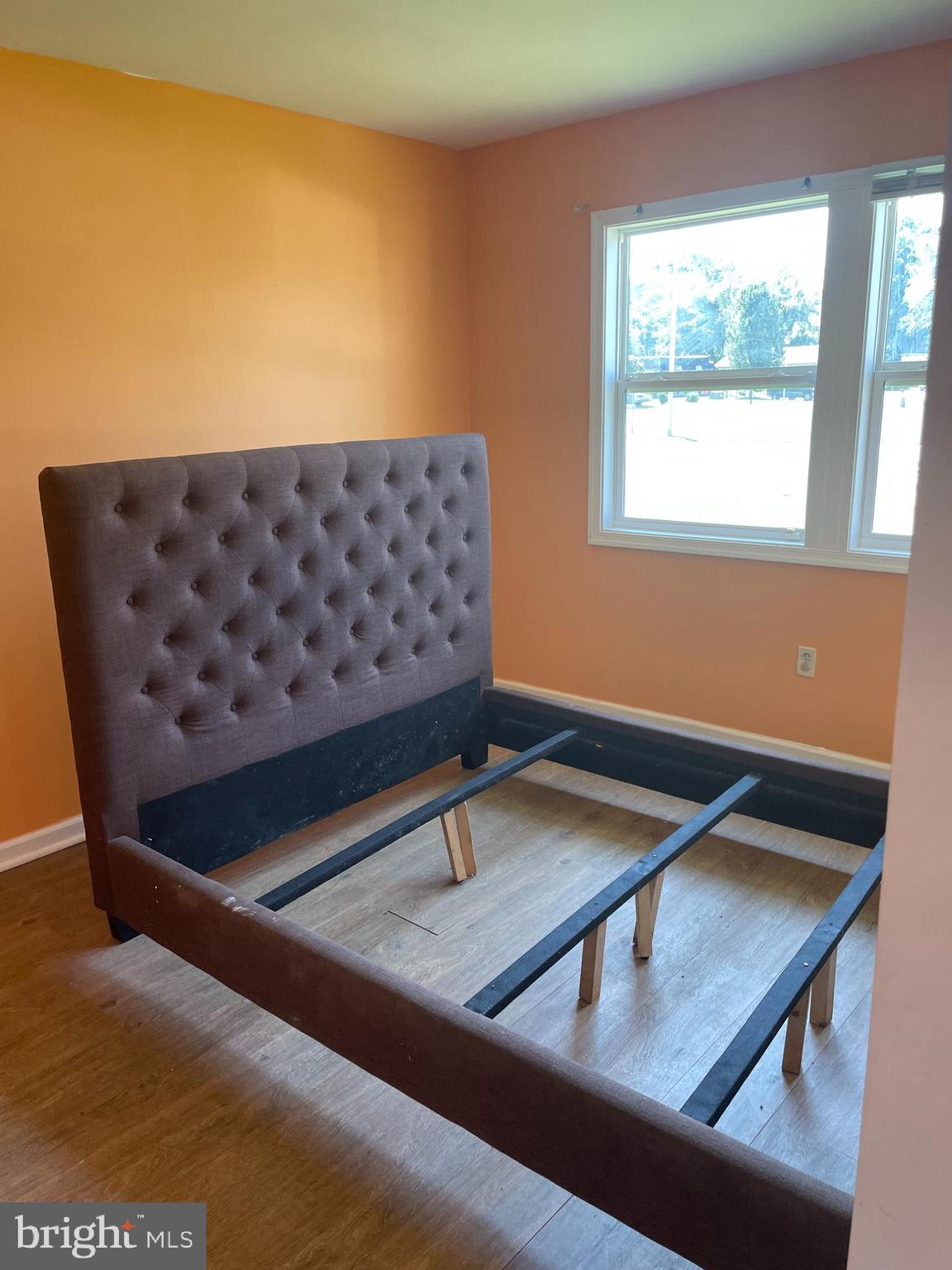 MANOKIN GLEN - Residential