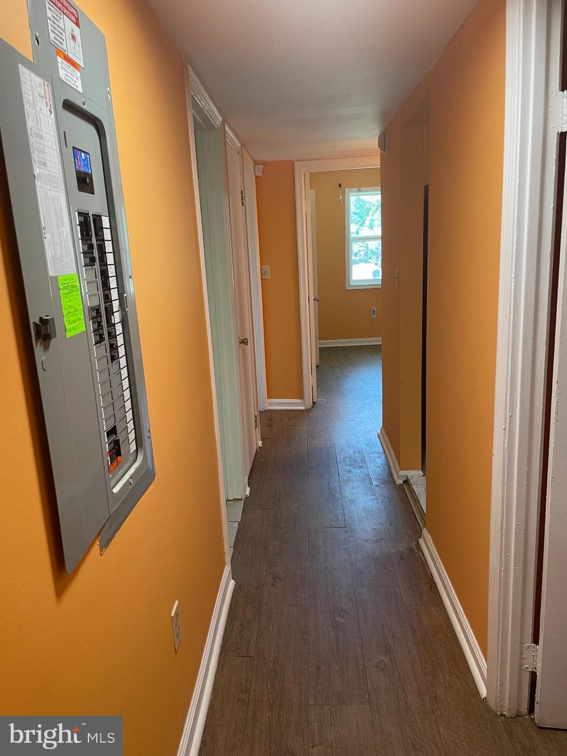 MANOKIN GLEN - Residential