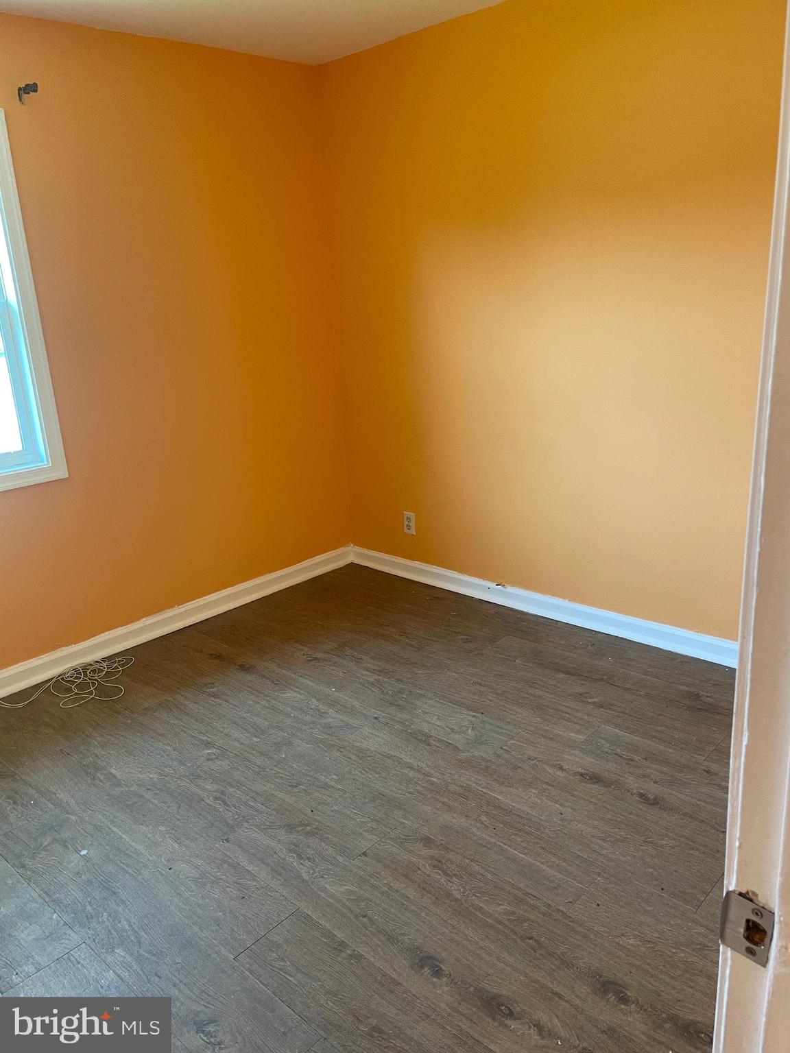 MANOKIN GLEN - Residential