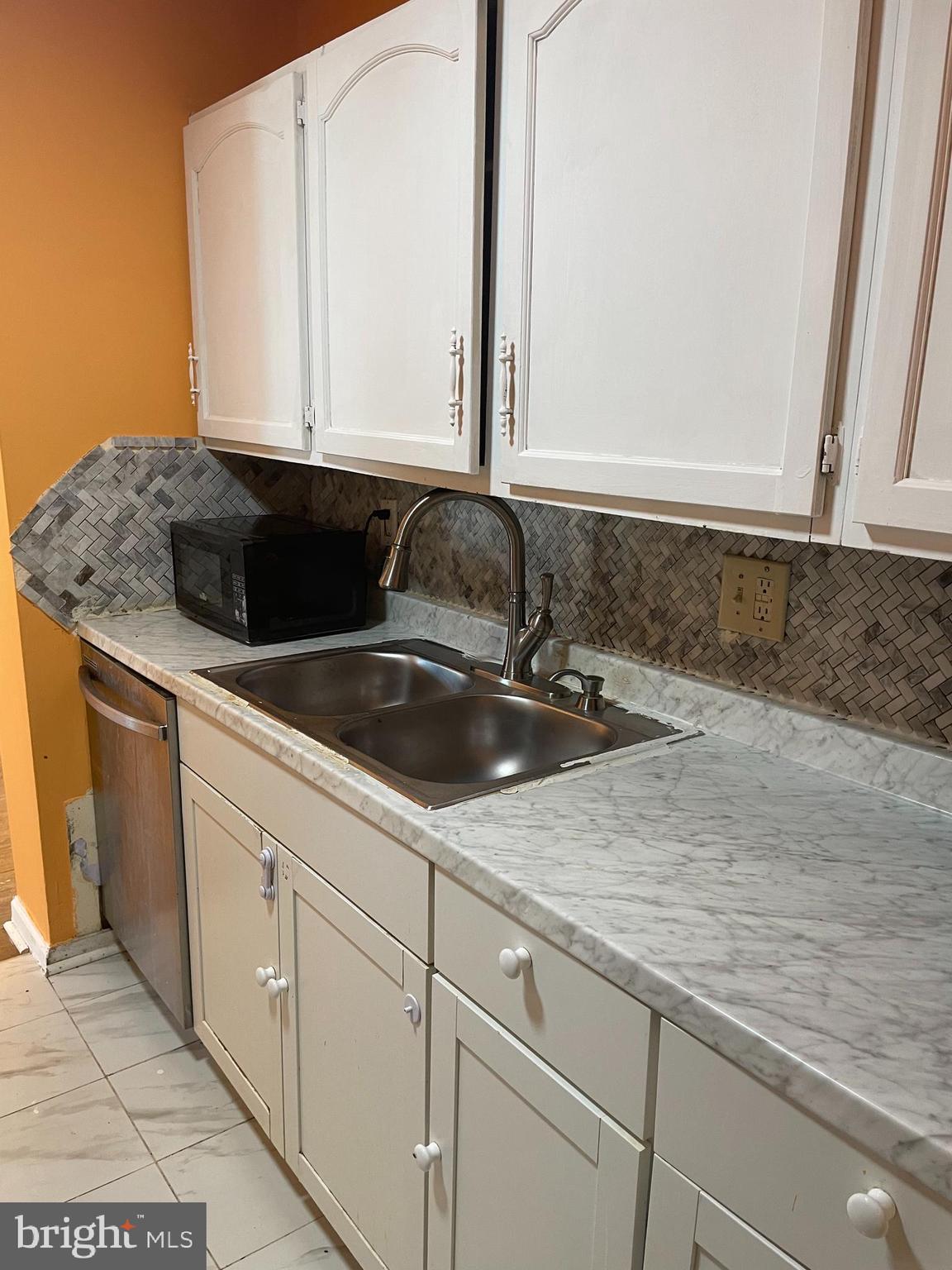 MANOKIN GLEN - Residential