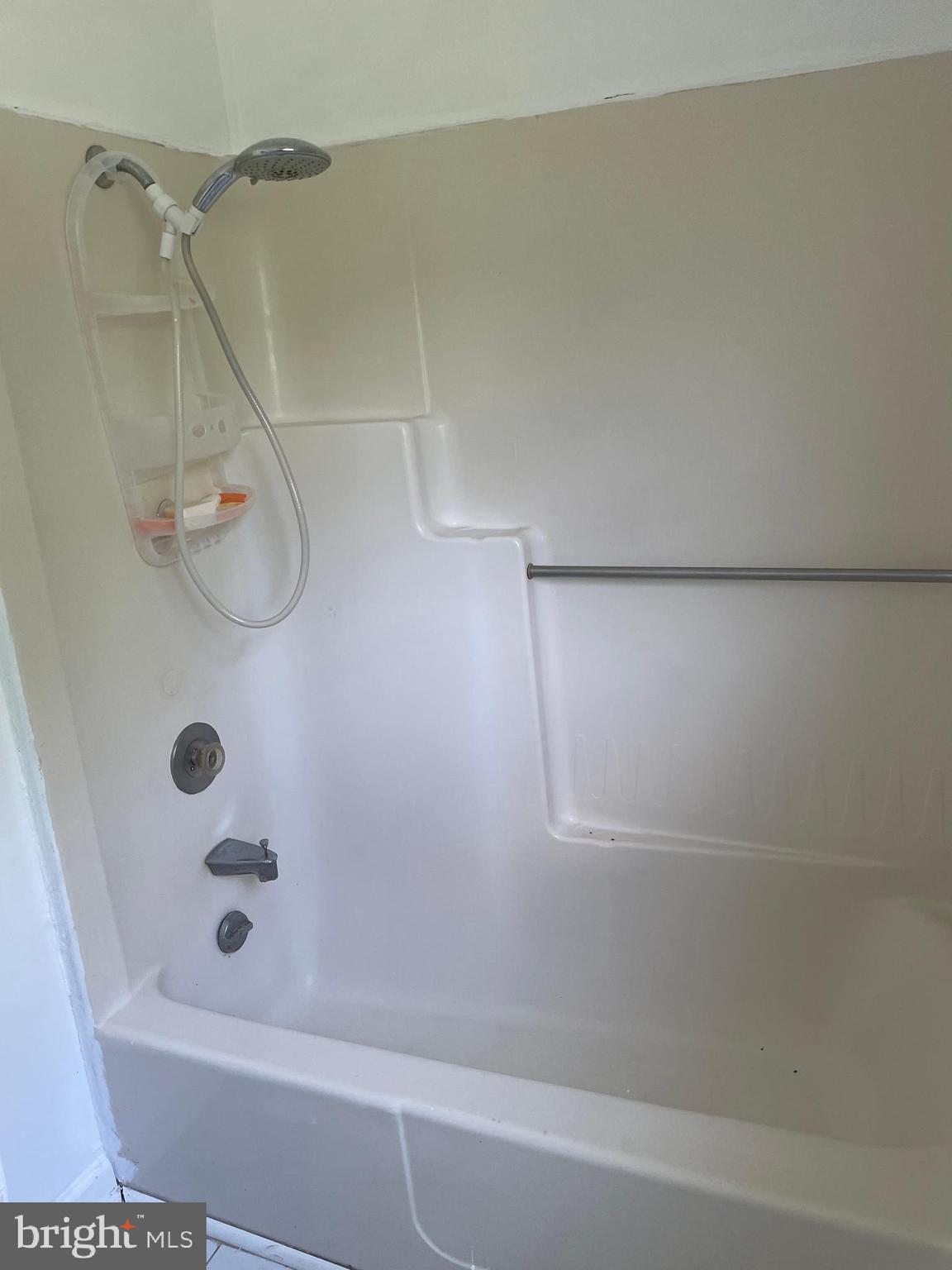 MANOKIN GLEN - Residential