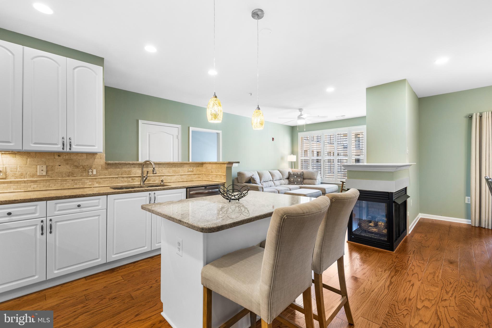 HIGH VIEW AT HUNT VALLEY - Residential