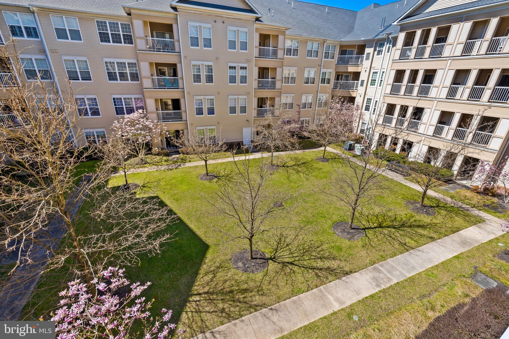 HIGH VIEW AT HUNT VALLEY - Residential
