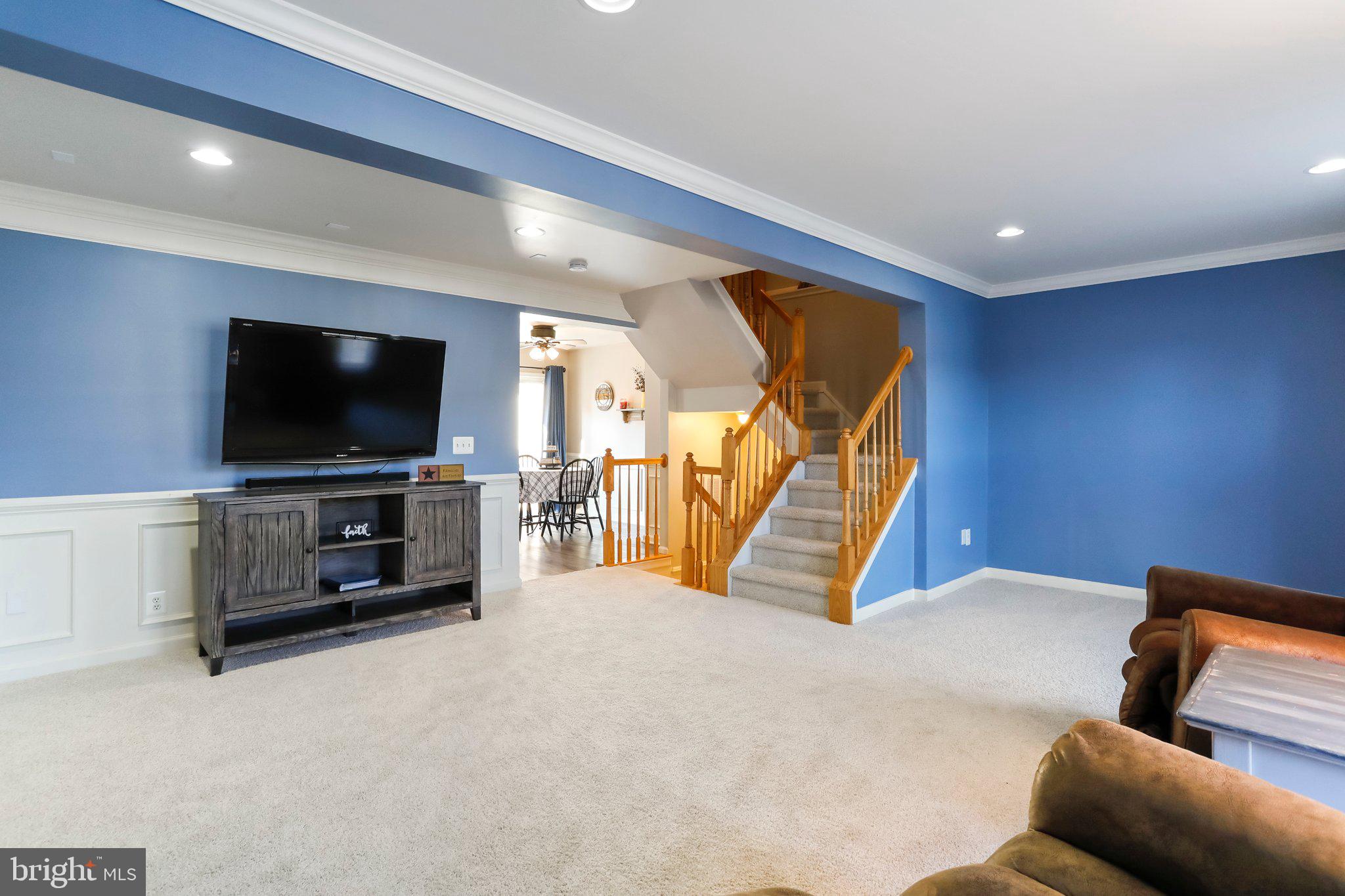 LAKELAND PLACE - Residential